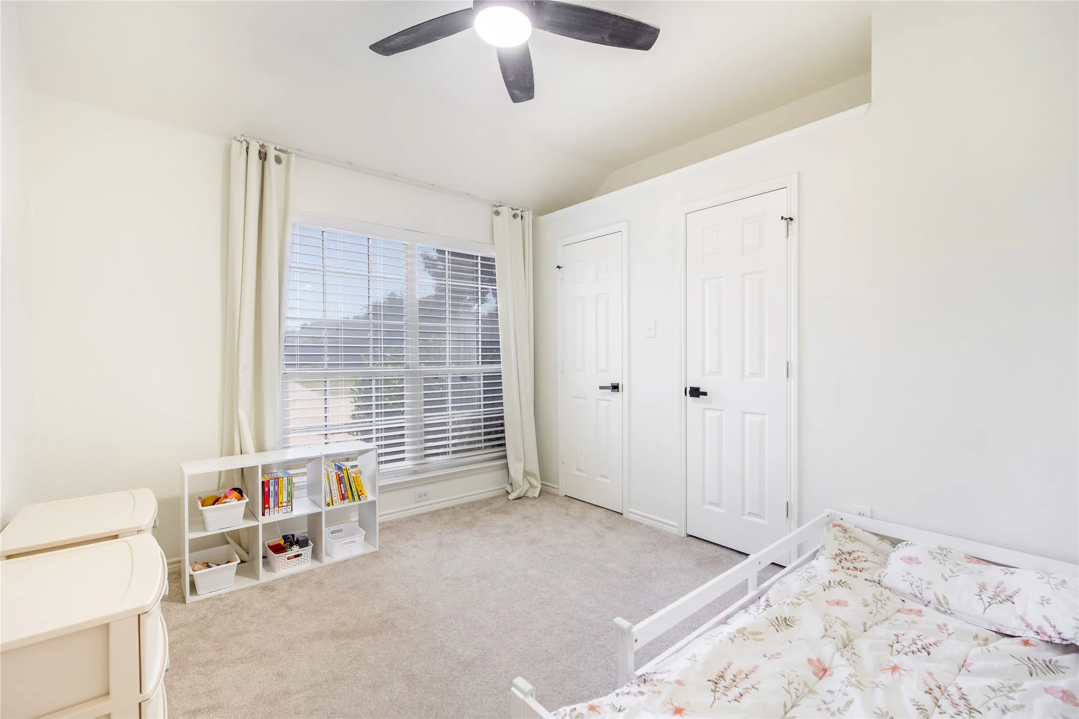 Single Family Residence For Sale in Collin County , 1330 Marwood Drive, Allen, Texas 75013, 4 Bedroom, 2 Bathroom, 2 Garage spaces, 2,232 Sqft, built in 2001, mls#21358913, Real Estate Agent in Allen, Homes For Sale in Collin county, Homes For Sale in Allen, Realtor in Allen Texas, Real Estate Brokerage Independent Realty Texas, Luminita Cordes Realtor