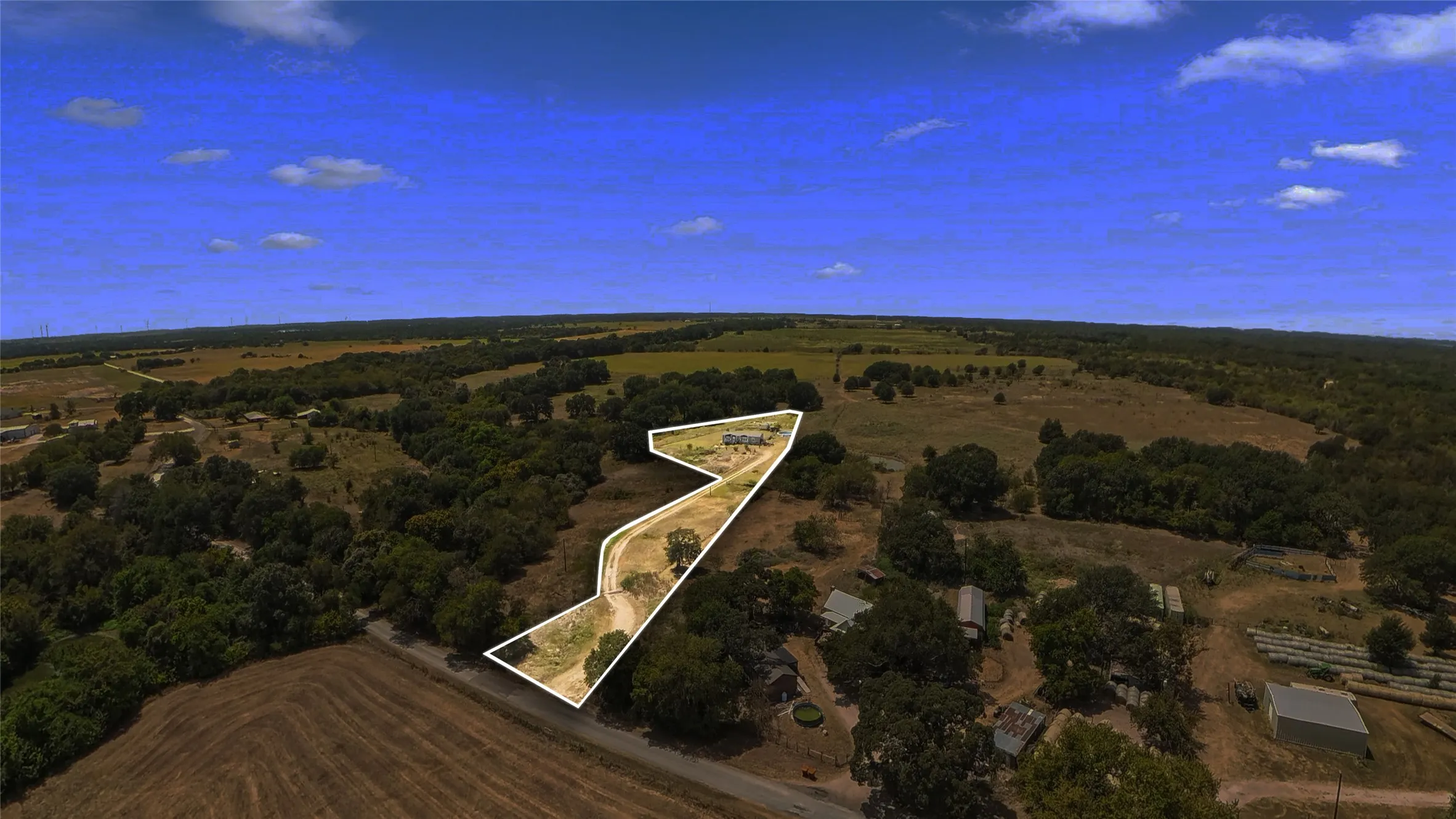 Manufactured Home For Sale in Navarro County , 1155 NW County Road 3150, Dawson, Texas 76639, 3 Bedroom, 2 Bathroom, Garage spaces, 1,456 Sqft, built in 2023, mls#21365516, Real Estate Agent in Dawson, Homes For Sale in Navarro county, Homes For Sale in Dawson, Realtor in Dawson Texas, Real Estate Brokerage Independent Realty Texas, Luminita Cordes Realtor