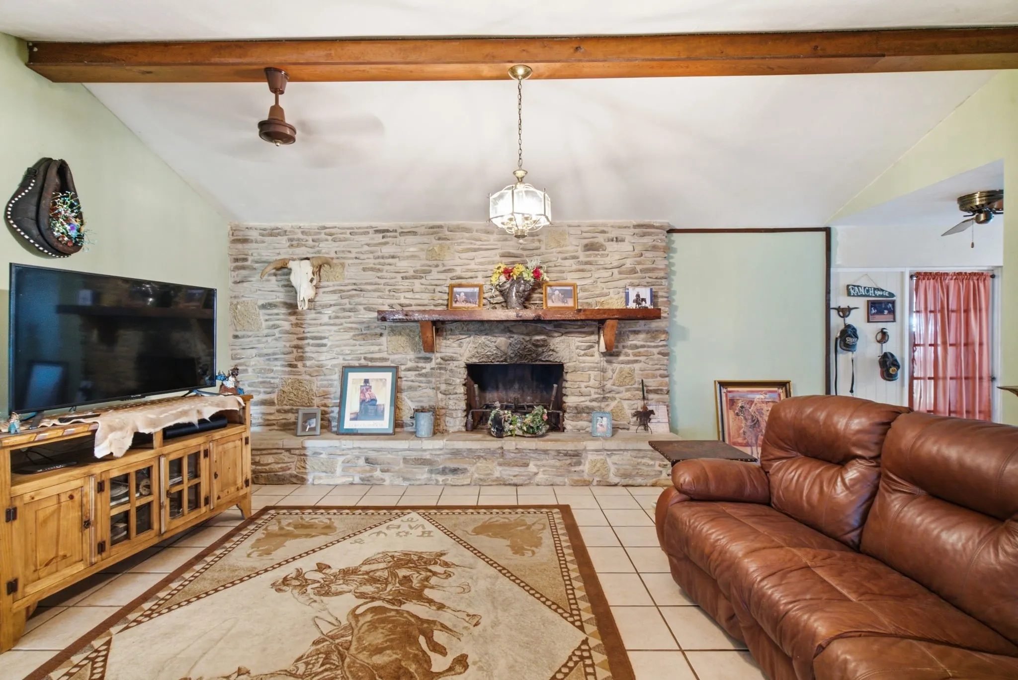 Single Family Residence For Sale in Mills County , 1399 State Highway 16 N, Priddy, Texas 76442, 3 Bedroom, 2 Bathroom, Garage spaces, 2,210 Sqft, built in 1982, mls#21364106, Real Estate Agent in Priddy, Homes For Sale in Mills county, Homes For Sale in Priddy, Realtor in Priddy Texas, Real Estate Brokerage Independent Realty Texas, Luminita Cordes Realtor