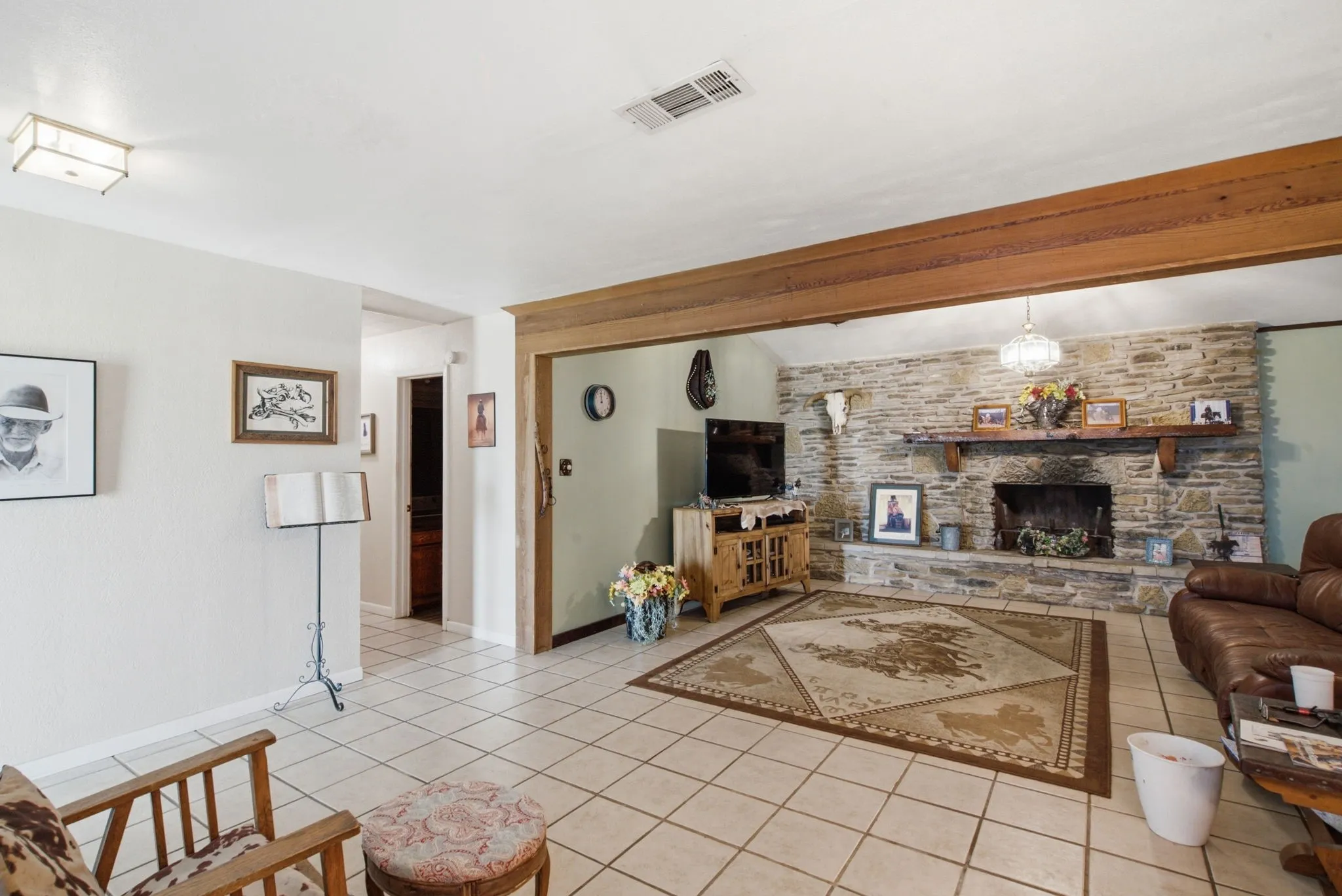 Single Family Residence For Sale in Mills County , 1399 State Highway 16 N, Priddy, Texas 76442, 3 Bedroom, 2 Bathroom, Garage spaces, 2,210 Sqft, built in 1982, mls#21364106, Real Estate Agent in Priddy, Homes For Sale in Mills county, Homes For Sale in Priddy, Realtor in Priddy Texas, Real Estate Brokerage Independent Realty Texas, Luminita Cordes Realtor