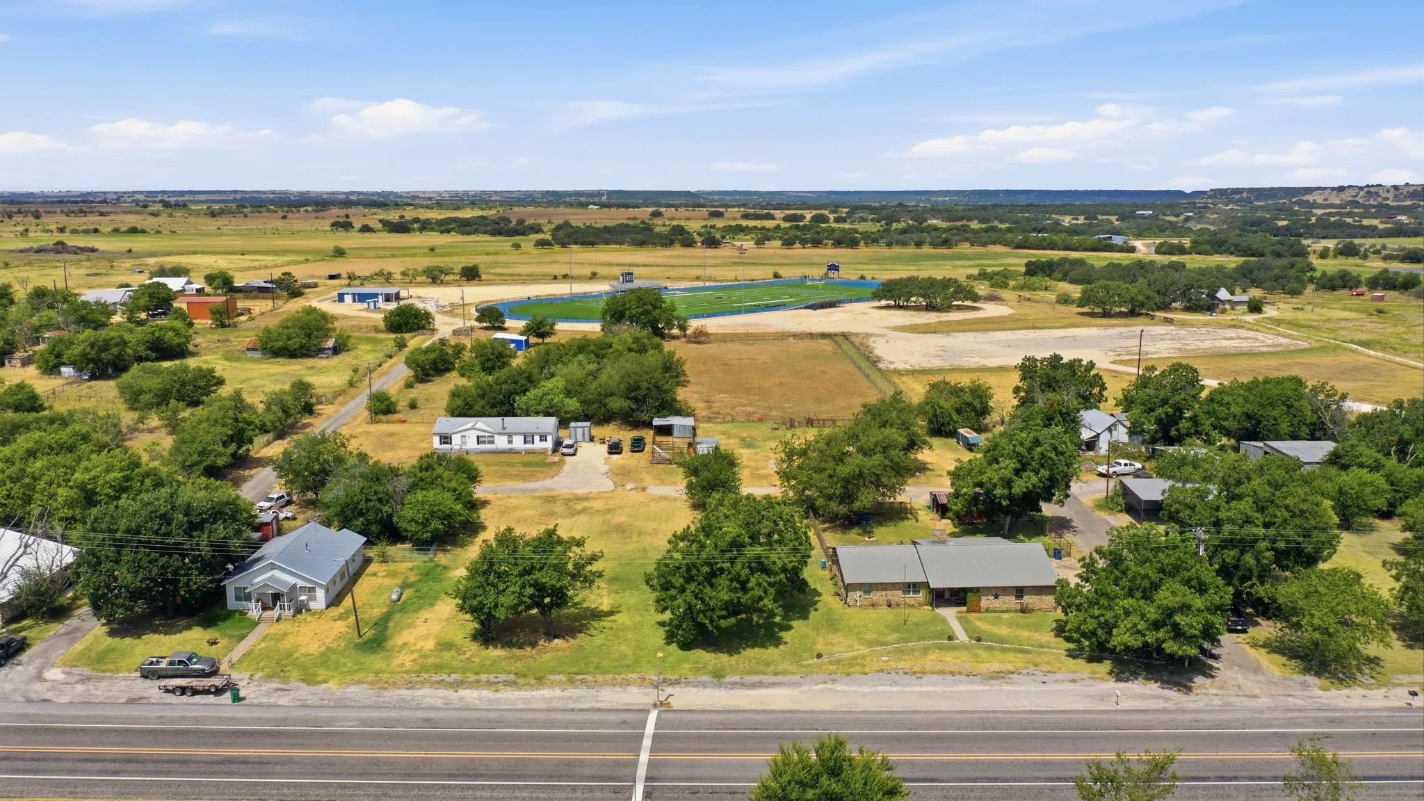 Single Family Residence For Sale in Mills County , 1399 State Highway 16 N, Priddy, Texas 76442, 3 Bedroom, 2 Bathroom, Garage spaces, 2,210 Sqft, built in 1982, mls#21364106, Real Estate Agent in Priddy, Homes For Sale in Mills county, Homes For Sale in Priddy, Realtor in Priddy Texas, Real Estate Brokerage Independent Realty Texas, Luminita Cordes Realtor
