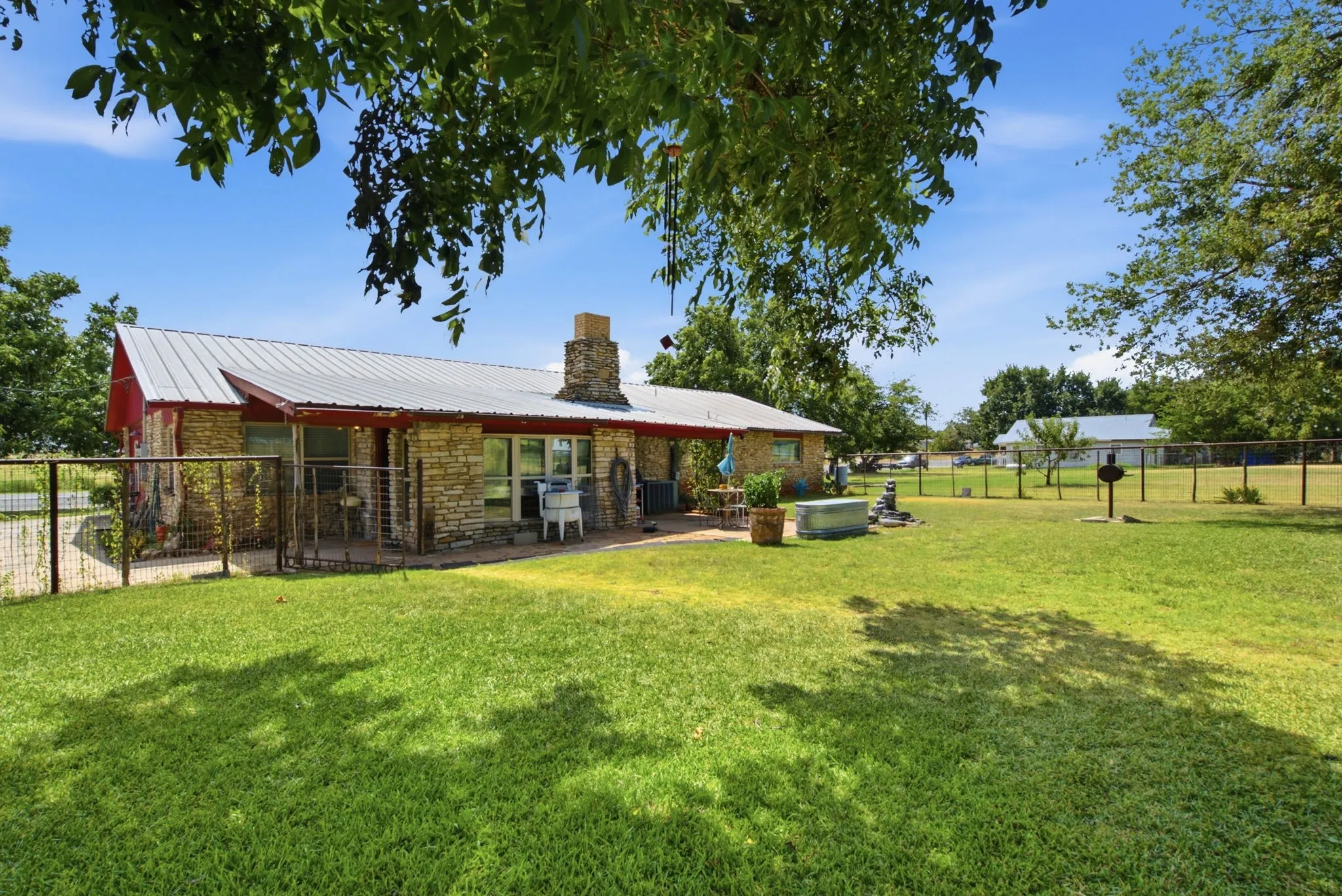 Single Family Residence For Sale in Mills County , 1399 State Highway 16 N, Priddy, Texas 76442, 3 Bedroom, 2 Bathroom, Garage spaces, 2,210 Sqft, built in 1982, mls#21364106, Real Estate Agent in Priddy, Homes For Sale in Mills county, Homes For Sale in Priddy, Realtor in Priddy Texas, Real Estate Brokerage Independent Realty Texas, Luminita Cordes Realtor