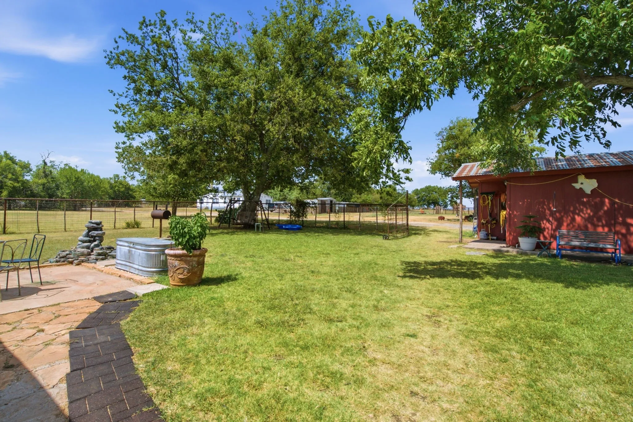 Single Family Residence For Sale in Mills County , 1399 State Highway 16 N, Priddy, Texas 76442, 3 Bedroom, 2 Bathroom, Garage spaces, 2,210 Sqft, built in 1982, mls#21364106, Real Estate Agent in Priddy, Homes For Sale in Mills county, Homes For Sale in Priddy, Realtor in Priddy Texas, Real Estate Brokerage Independent Realty Texas, Luminita Cordes Realtor