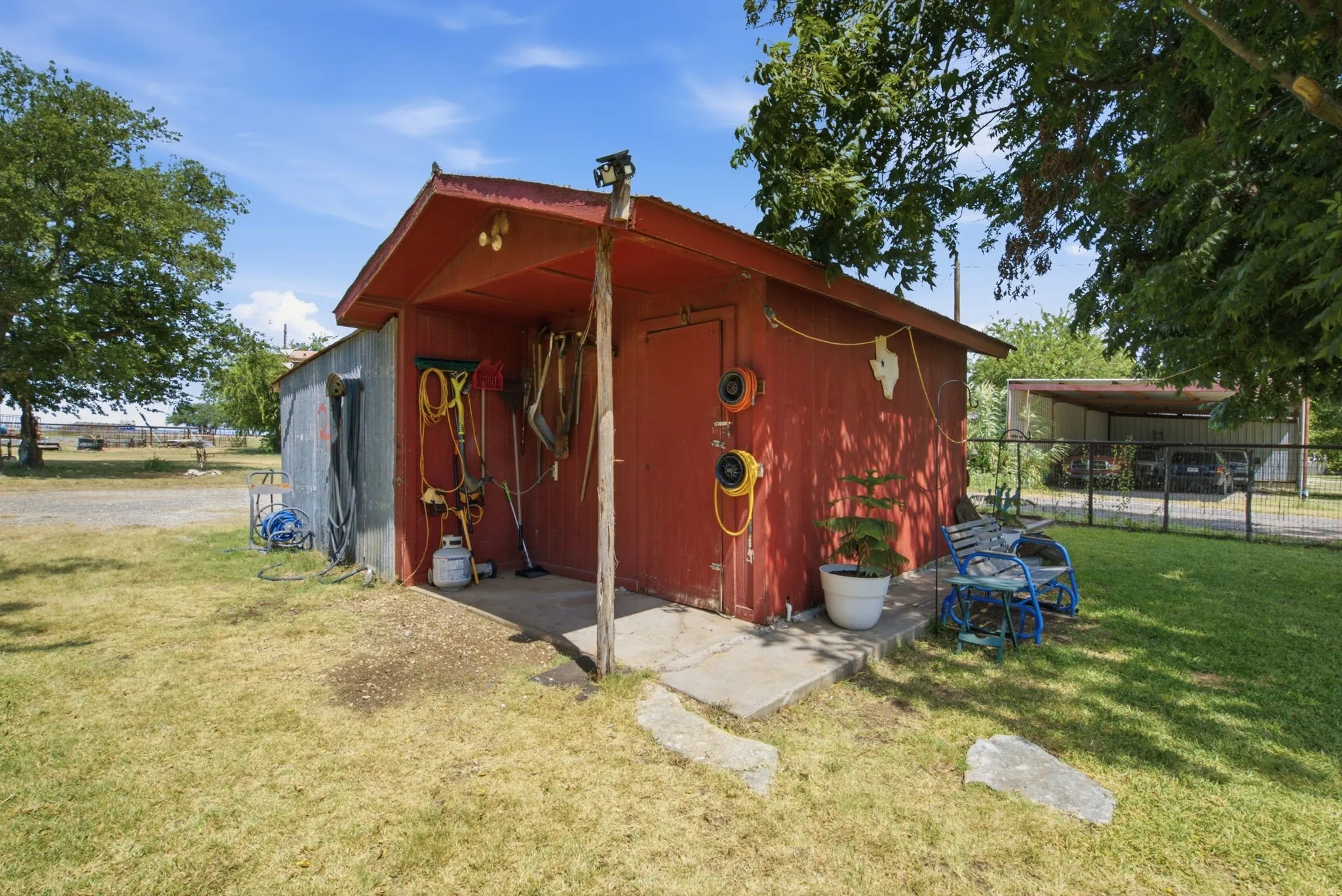 Single Family Residence For Sale in Mills County , 1399 State Highway 16 N, Priddy, Texas 76442, 3 Bedroom, 2 Bathroom, Garage spaces, 2,210 Sqft, built in 1982, mls#21364106, Real Estate Agent in Priddy, Homes For Sale in Mills county, Homes For Sale in Priddy, Realtor in Priddy Texas, Real Estate Brokerage Independent Realty Texas, Luminita Cordes Realtor