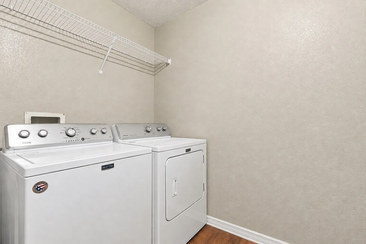 Single Family Residence For Sale in Kaufman County , 2036 Moonlight Trail, Heartland, Texas 75126, 3 Bedroom, 2 Bathroom, 2 Garage spaces, 1,520 Sqft, built in 2006, mls#21363451, Real Estate Agent in Heartland, Homes For Sale in Kaufman county, Homes For Sale in Heartland, Realtor in Heartland Texas, Real Estate Brokerage Independent Realty Texas, Luminita Cordes Realtor