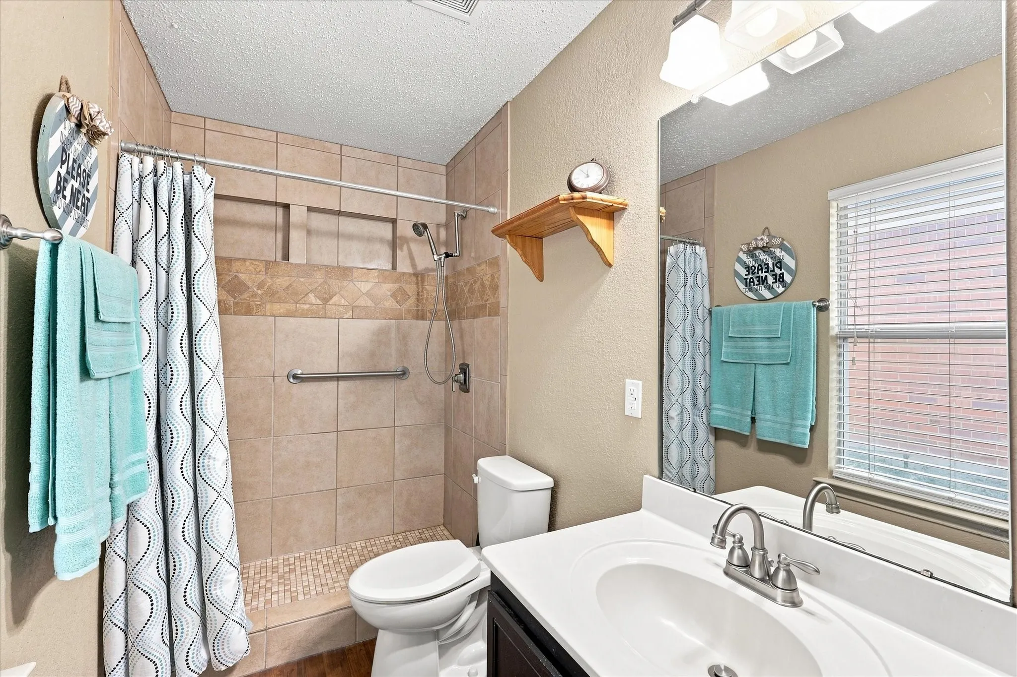 Single Family Residence For Sale in Kaufman County , 2036 Moonlight Trail, Heartland, Texas 75126, 3 Bedroom, 2 Bathroom, 2 Garage spaces, 1,520 Sqft, built in 2006, mls#21363451, Real Estate Agent in Heartland, Homes For Sale in Kaufman county, Homes For Sale in Heartland, Realtor in Heartland Texas, Real Estate Brokerage Independent Realty Texas, Luminita Cordes Realtor