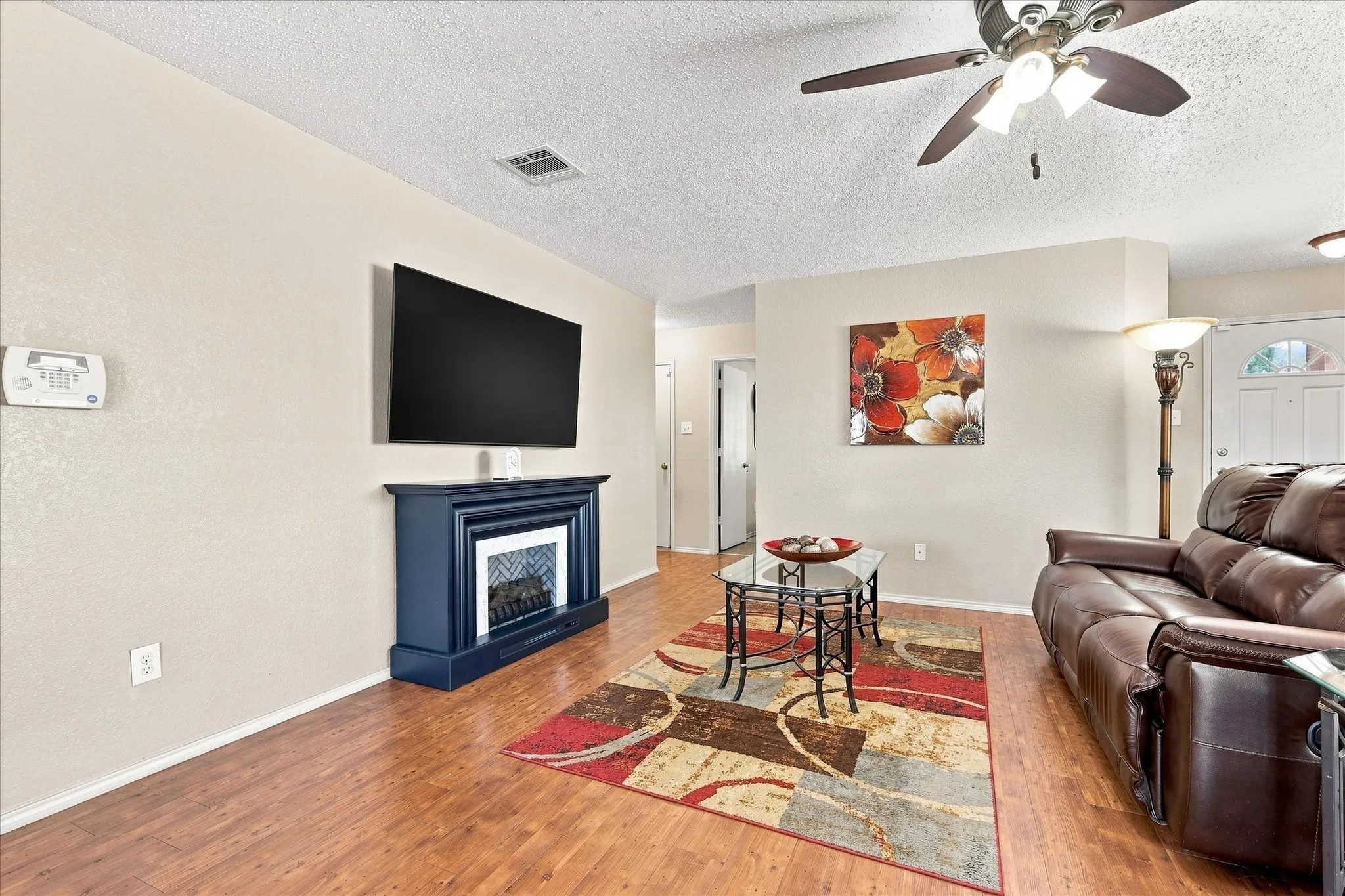 Single Family Residence For Sale in Kaufman County , 2036 Moonlight Trail, Heartland, Texas 75126, 3 Bedroom, 2 Bathroom, 2 Garage spaces, 1,520 Sqft, built in 2006, mls#21363451, Real Estate Agent in Heartland, Homes For Sale in Kaufman county, Homes For Sale in Heartland, Realtor in Heartland Texas, Real Estate Brokerage Independent Realty Texas, Luminita Cordes Realtor