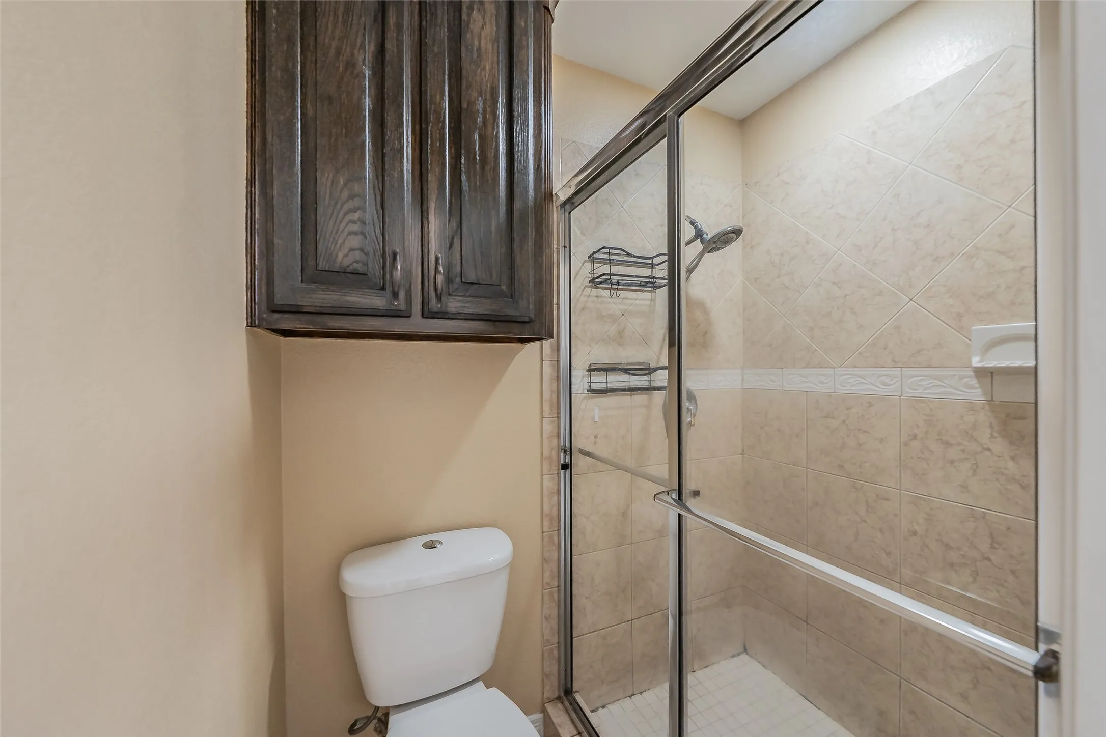 Single Family Residence For Sale in Parker County , 115 Pleasant Oaks Lane, Springtown, Texas 76082, 3 Bedroom, 2 Bathroom, 2 Garage spaces, 1,547 Sqft, built in 2003, mls#21365520, Real Estate Agent in Springtown, Homes For Sale in Parker county, Homes For Sale in Springtown, Realtor in Springtown Texas, Real Estate Brokerage Independent Realty Texas, Luminita Cordes Realtor
