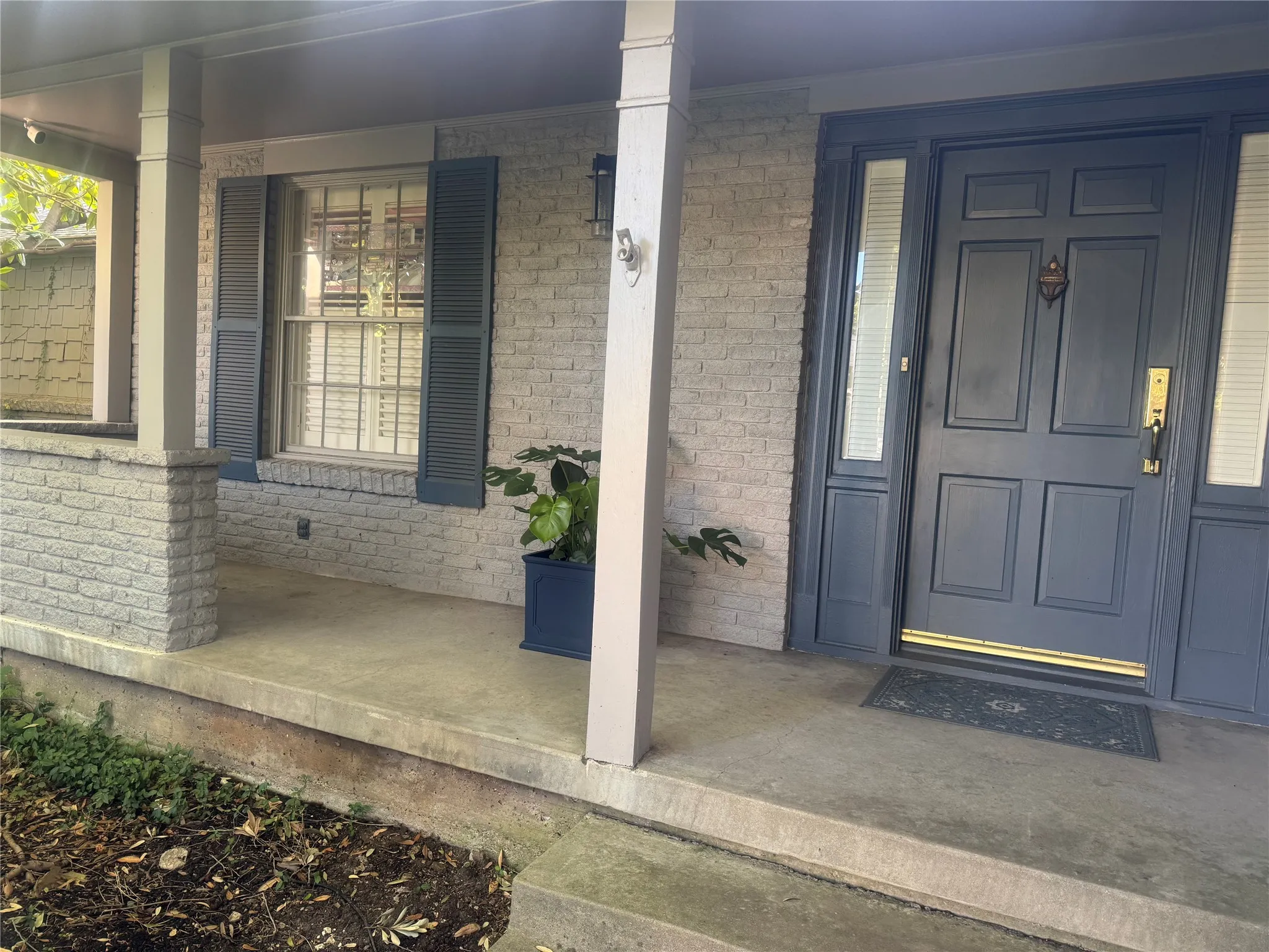 Single Family Residence For Sale in Dallas County , 8910 Guernsey Lane, Dallas, Texas 75220, 3 Bedroom, 3 Bathroom, 2 Garage spaces, 2,666 Sqft, built in 1952, mls#21361065, Real Estate Agent in Dallas, Homes For Sale in Dallas county, Homes For Sale in Dallas, Realtor in Dallas Texas, Real Estate Brokerage Independent Realty Texas, Luminita Cordes Realtor