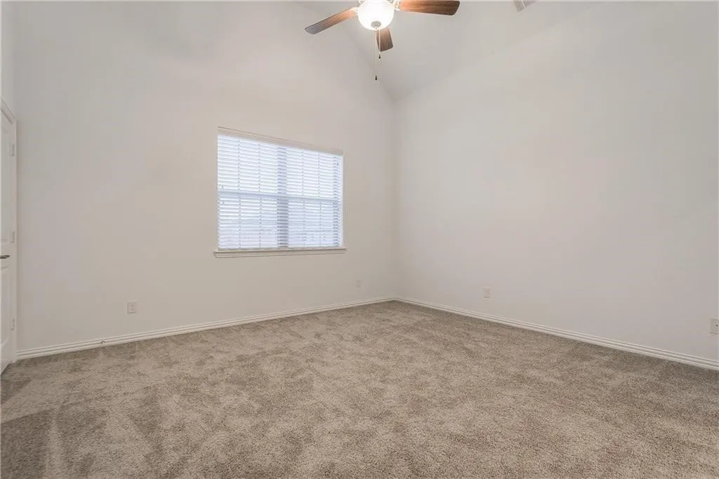 Townhouse For Rent in Collin County , 3708 Lantern Lane, Mc Kinney, Texas 75070, 3 Bedroom, 3 Bathroom, 2 Garage spaces, 1,695 Sqft, built in 2017, mls#21365530, Real Estate Agent in Mc Kinney, Homes For Rent in Collin county, Homes For Rent in Mc Kinney, Realtor in Mc Kinney Texas, Real Estate Brokerage Independent Realty Texas, Luminita Cordes Realtor