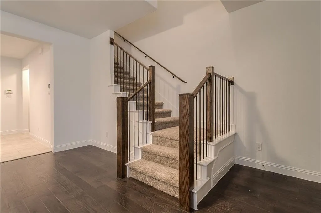 Townhouse For Rent in Collin County , 3708 Lantern Lane, Mc Kinney, Texas 75070, 3 Bedroom, 3 Bathroom, 2 Garage spaces, 1,695 Sqft, built in 2017, mls#21365530, Real Estate Agent in Mc Kinney, Homes For Rent in Collin county, Homes For Rent in Mc Kinney, Realtor in Mc Kinney Texas, Real Estate Brokerage Independent Realty Texas, Luminita Cordes Realtor