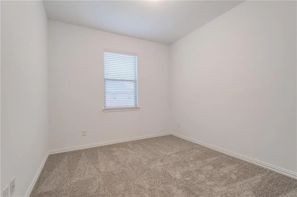 Townhouse For Rent in Collin County , 3708 Lantern Lane, Mc Kinney, Texas 75070, 3 Bedroom, 3 Bathroom, 2 Garage spaces, 1,695 Sqft, built in 2017, mls#21365530, Real Estate Agent in Mc Kinney, Homes For Rent in Collin county, Homes For Rent in Mc Kinney, Realtor in Mc Kinney Texas, Real Estate Brokerage Independent Realty Texas, Luminita Cordes Realtor