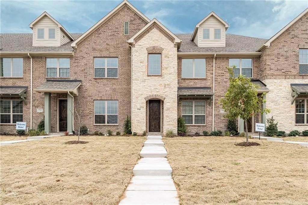 Townhouse For Rent in Collin County , 3708 Lantern Lane, Mc Kinney, Texas 75070, 3 Bedroom, 3 Bathroom, 2 Garage spaces, 1,695 Sqft, built in 2017, mls#21365530, Real Estate Agent in Mc Kinney, Homes For Rent in Collin county, Homes For Rent in Mc Kinney, Realtor in Mc Kinney Texas, Real Estate Brokerage Independent Realty Texas, Luminita Cordes Realtor