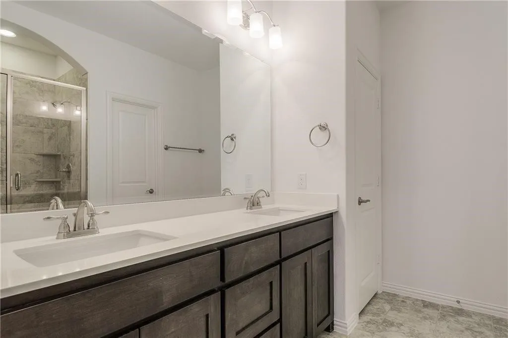 Townhouse For Rent in Collin County , 3708 Lantern Lane, Mc Kinney, Texas 75070, 3 Bedroom, 3 Bathroom, 2 Garage spaces, 1,695 Sqft, built in 2017, mls#21365530, Real Estate Agent in Mc Kinney, Homes For Rent in Collin county, Homes For Rent in Mc Kinney, Realtor in Mc Kinney Texas, Real Estate Brokerage Independent Realty Texas, Luminita Cordes Realtor