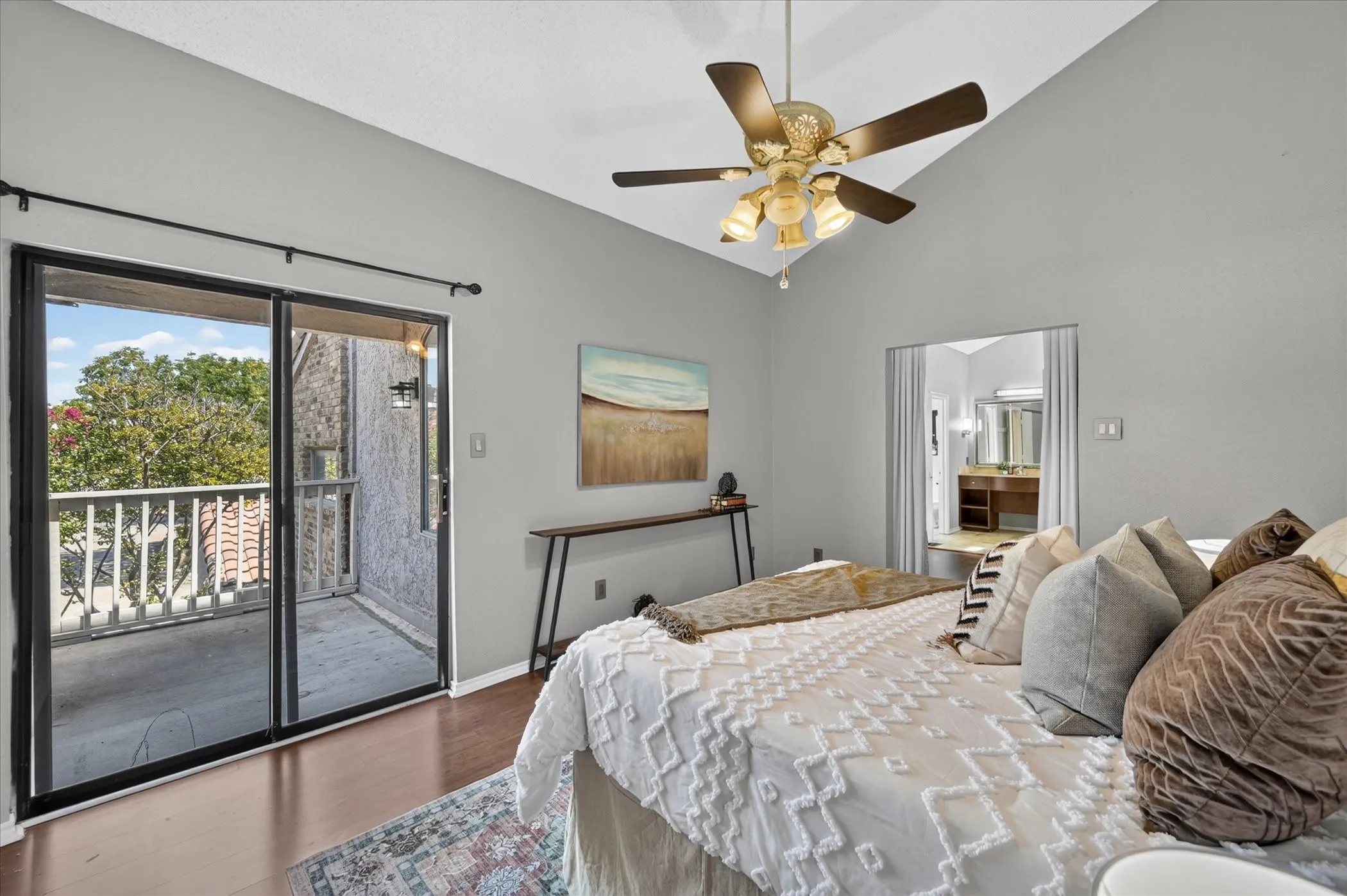 Condominium For Sale in Collin County , 4242 N Capistrano Drive 177, Dallas, Texas 75287, 2 Bedroom, 2 Bathroom, 1 Garage spaces, 1,551 Sqft, built in 1986, mls#21358704, Real Estate Agent in Dallas, Homes For Sale in Collin county, Homes For Sale in Dallas, Realtor in Dallas Texas, Real Estate Brokerage Independent Realty Texas, Luminita Cordes Realtor