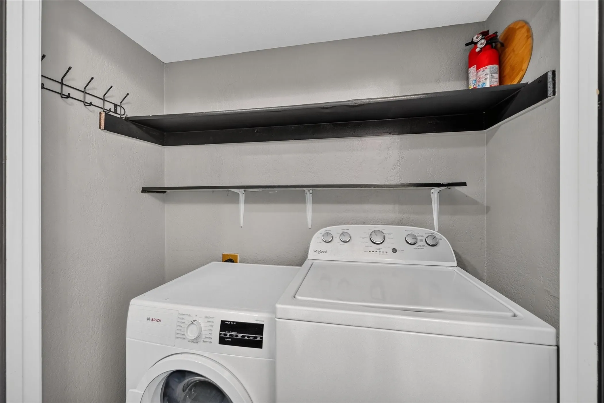 Condominium For Sale in Collin County , 4242 N Capistrano Drive 177, Dallas, Texas 75287, 2 Bedroom, 2 Bathroom, 1 Garage spaces, 1,551 Sqft, built in 1986, mls#21358704, Real Estate Agent in Dallas, Homes For Sale in Collin county, Homes For Sale in Dallas, Realtor in Dallas Texas, Real Estate Brokerage Independent Realty Texas, Luminita Cordes Realtor