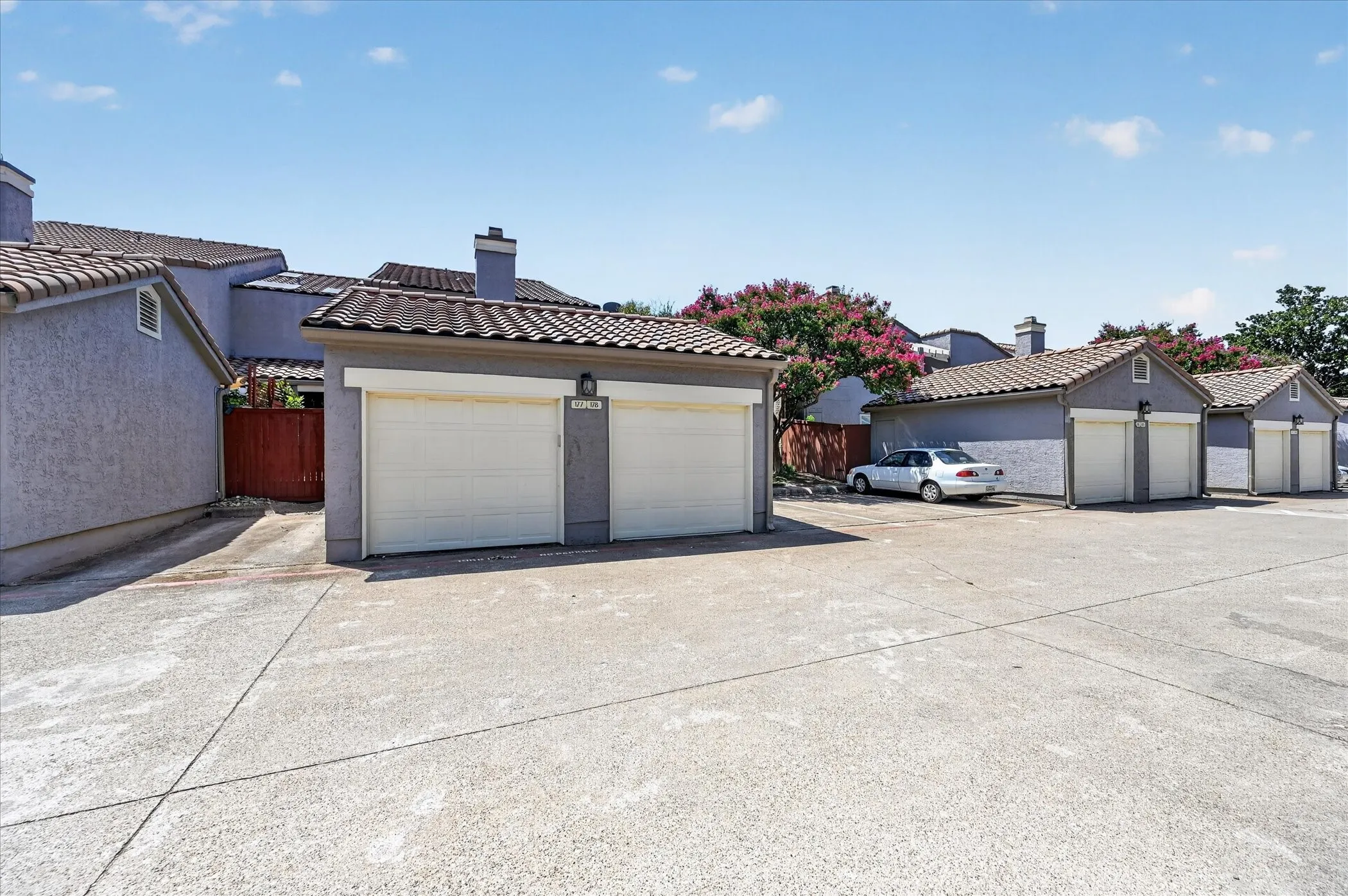 Condominium For Sale in Collin County , 4242 N Capistrano Drive 177, Dallas, Texas 75287, 2 Bedroom, 2 Bathroom, 1 Garage spaces, 1,551 Sqft, built in 1986, mls#21358704, Real Estate Agent in Dallas, Homes For Sale in Collin county, Homes For Sale in Dallas, Realtor in Dallas Texas, Real Estate Brokerage Independent Realty Texas, Luminita Cordes Realtor