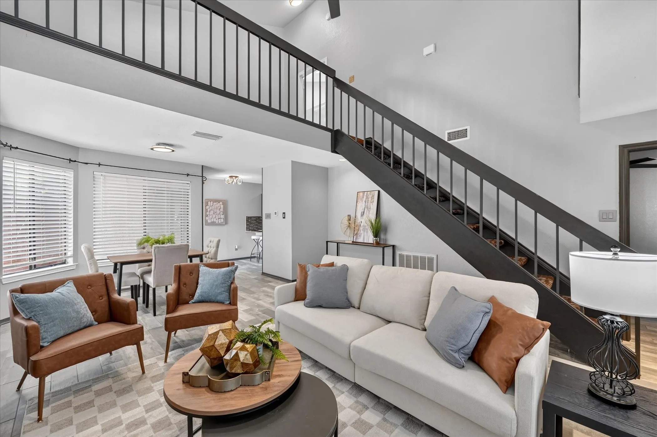 Condominium For Sale in Collin County , 4242 N Capistrano Drive 177, Dallas, Texas 75287, 2 Bedroom, 2 Bathroom, 1 Garage spaces, 1,551 Sqft, built in 1986, mls#21358704, Real Estate Agent in Dallas, Homes For Sale in Collin county, Homes For Sale in Dallas, Realtor in Dallas Texas, Real Estate Brokerage Independent Realty Texas, Luminita Cordes Realtor