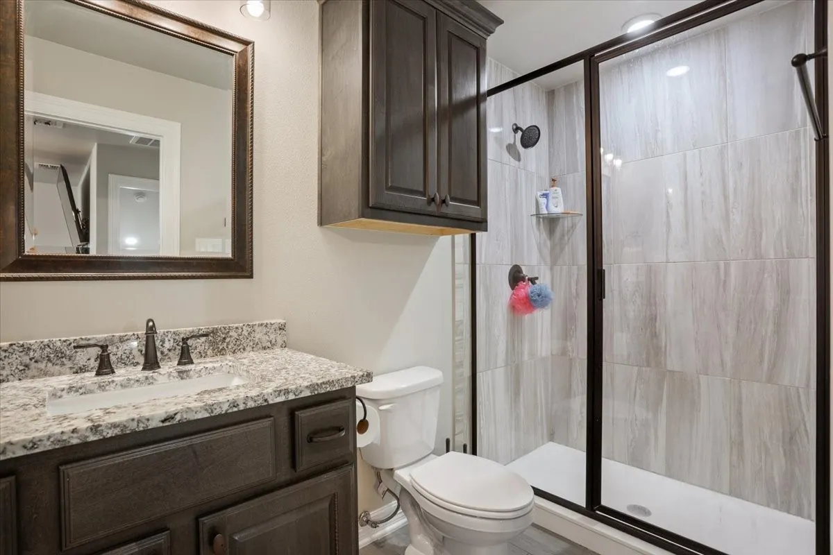 Single Family Residence For Sale in Bell County , 502 Oak Drive, Troy, Texas 76579, 5 Bedroom, 4 Bathroom, 3 Garage spaces, 2,739 Sqft, built in 2021, mls#21365483, Real Estate Agent in Troy, Homes For Sale in Bell county, Homes For Sale in Troy, Realtor in Troy Texas, Real Estate Brokerage Independent Realty Texas, Luminita Cordes Realtor