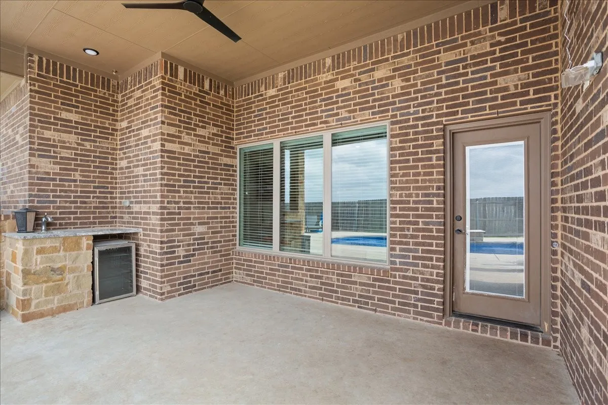Single Family Residence For Sale in Bell County , 502 Oak Drive, Troy, Texas 76579, 5 Bedroom, 4 Bathroom, 3 Garage spaces, 2,739 Sqft, built in 2021, mls#21365483, Real Estate Agent in Troy, Homes For Sale in Bell county, Homes For Sale in Troy, Realtor in Troy Texas, Real Estate Brokerage Independent Realty Texas, Luminita Cordes Realtor