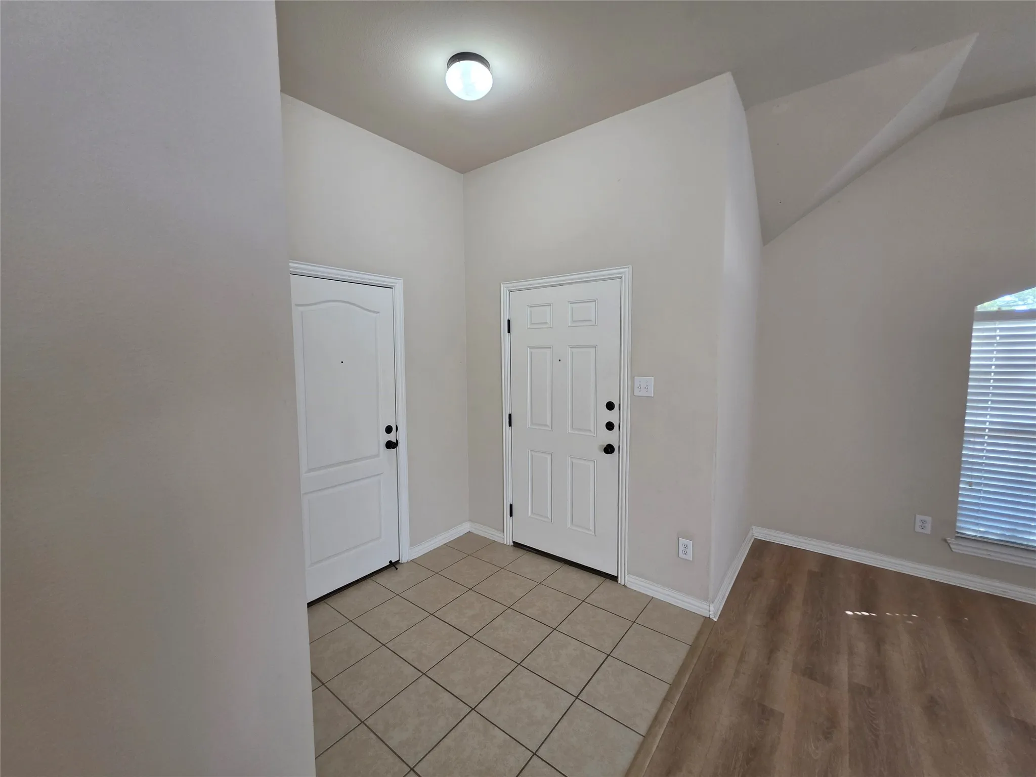 Single Family Residence For Rent in Tarrant County , 8219 Tierra Del Sol Road, Arlington, Texas 76002, 4 Bedroom, 2 Bathroom, 2 Garage spaces, 1,956 Sqft, built in 2011, mls#21365539, Real Estate Agent in Arlington, Homes For Rent in Tarrant county, Homes For Rent in Arlington, Realtor in Arlington Texas, Real Estate Brokerage Independent Realty Texas, Luminita Cordes Realtor