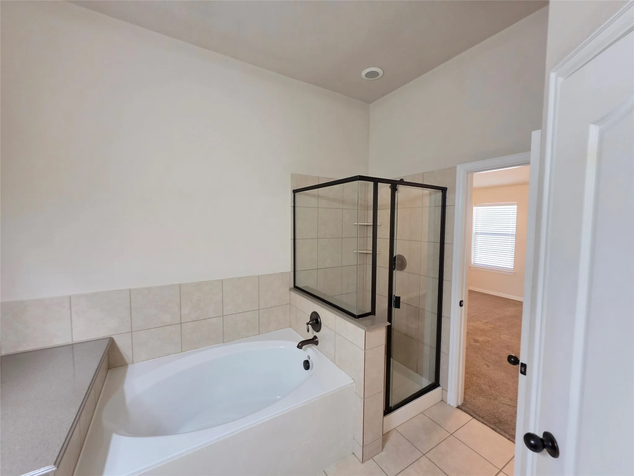 Single Family Residence For Rent in Tarrant County , 8219 Tierra Del Sol Road, Arlington, Texas 76002, 4 Bedroom, 2 Bathroom, 2 Garage spaces, 1,956 Sqft, built in 2011, mls#21365539, Real Estate Agent in Arlington, Homes For Rent in Tarrant county, Homes For Rent in Arlington, Realtor in Arlington Texas, Real Estate Brokerage Independent Realty Texas, Luminita Cordes Realtor