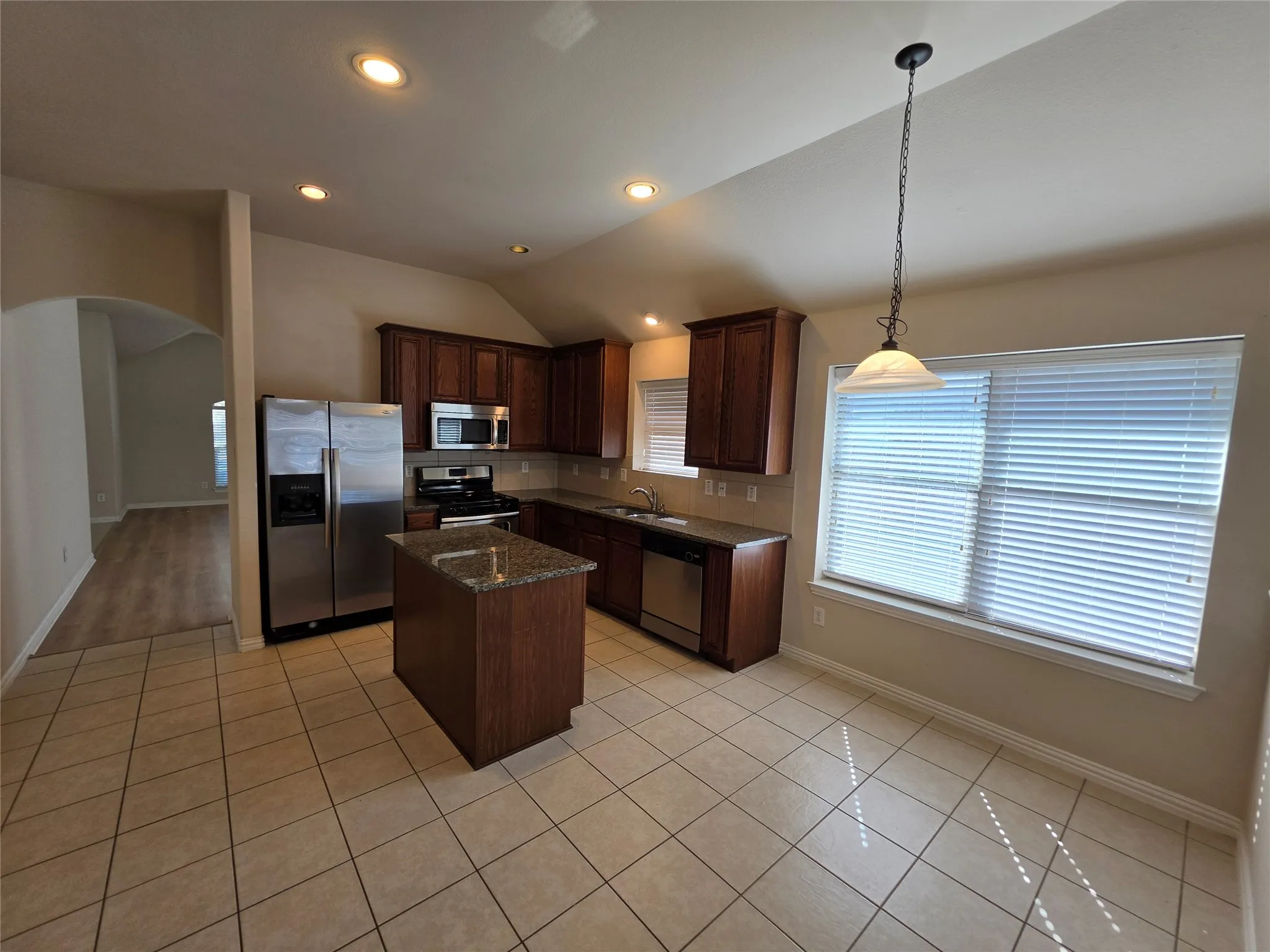 Single Family Residence For Rent in Tarrant County , 8219 Tierra Del Sol Road, Arlington, Texas 76002, 4 Bedroom, 2 Bathroom, 2 Garage spaces, 1,956 Sqft, built in 2011, mls#21365539, Real Estate Agent in Arlington, Homes For Rent in Tarrant county, Homes For Rent in Arlington, Realtor in Arlington Texas, Real Estate Brokerage Independent Realty Texas, Luminita Cordes Realtor