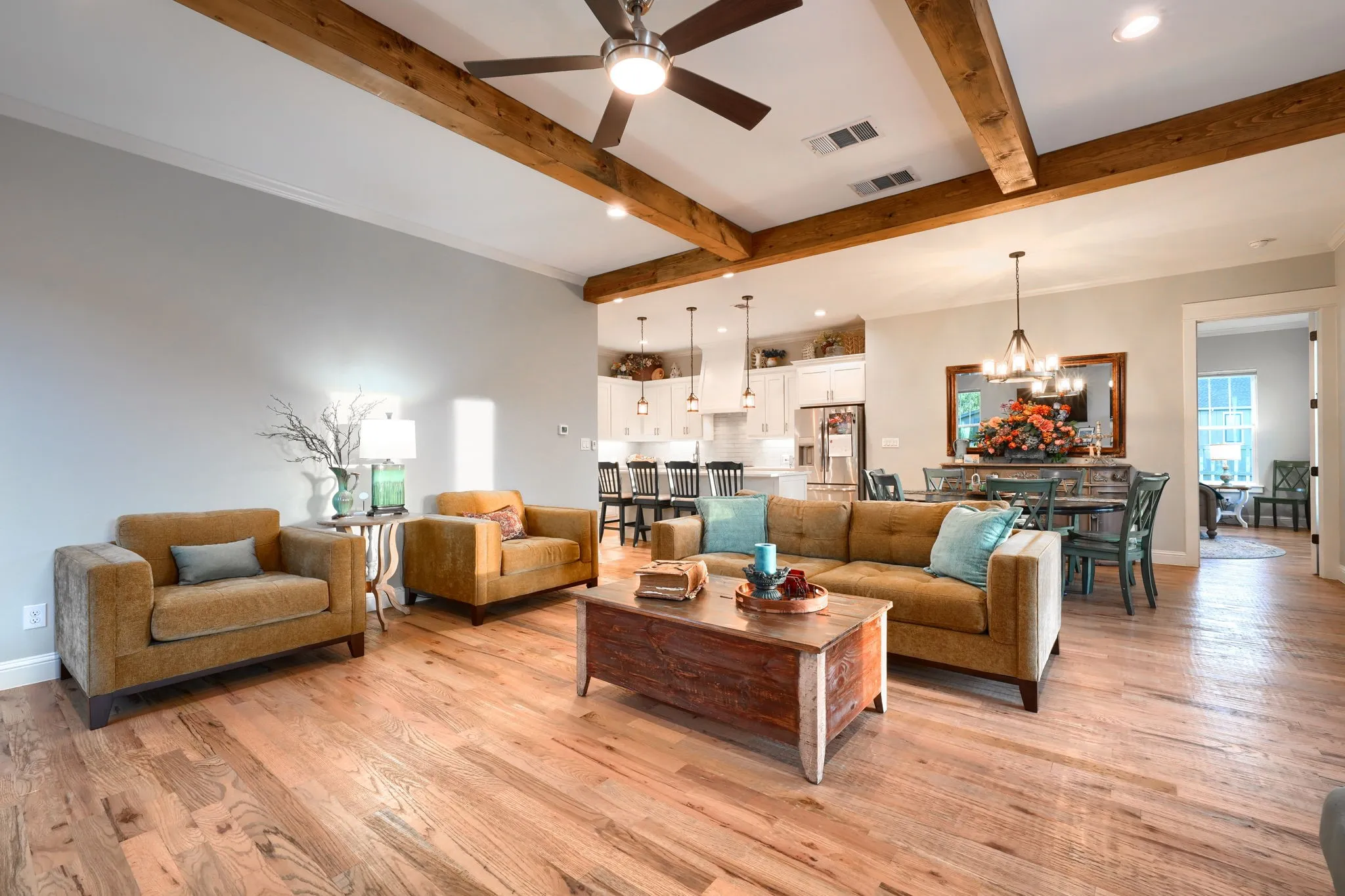 Single Family Residence For Sale in Hunt County , 1318 Oak Trail, Quinlan, Texas 75474, 4 Bedroom, 3 Bathroom, 2 Garage spaces, 2,076 Sqft, built in 2021, mls#21365534, Real Estate Agent in Quinlan, Homes For Sale in Hunt county, Homes For Sale in Quinlan, Realtor in Quinlan Texas, Real Estate Brokerage Independent Realty Texas, Luminita Cordes Realtor
