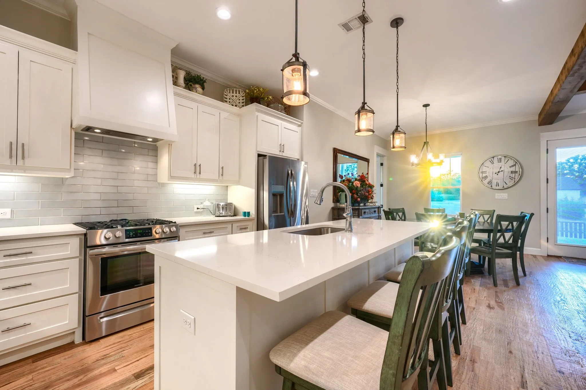Single Family Residence For Sale in Hunt County , 1318 Oak Trail, Quinlan, Texas 75474, 4 Bedroom, 3 Bathroom, 2 Garage spaces, 2,076 Sqft, built in 2021, mls#21365534, Real Estate Agent in Quinlan, Homes For Sale in Hunt county, Homes For Sale in Quinlan, Realtor in Quinlan Texas, Real Estate Brokerage Independent Realty Texas, Luminita Cordes Realtor