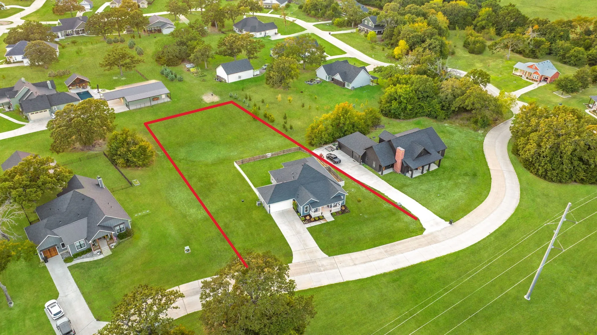 Single Family Residence For Sale in Hunt County , 1318 Oak Trail, Quinlan, Texas 75474, 4 Bedroom, 3 Bathroom, 2 Garage spaces, 2,076 Sqft, built in 2021, mls#21365534, Real Estate Agent in Quinlan, Homes For Sale in Hunt county, Homes For Sale in Quinlan, Realtor in Quinlan Texas, Real Estate Brokerage Independent Realty Texas, Luminita Cordes Realtor