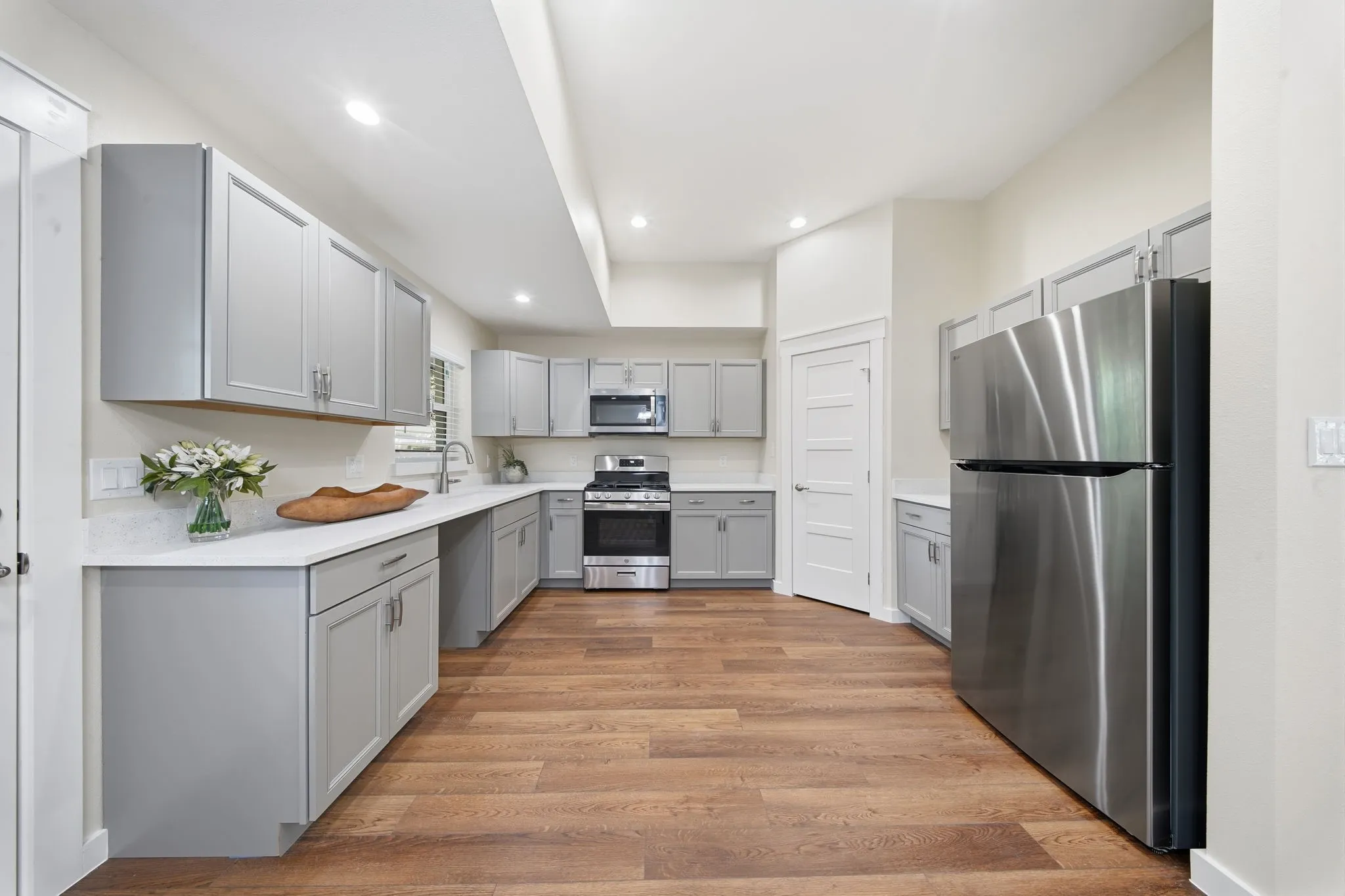 Single Family Residence For Sale in Dallas County , 10637 Dunaway Drive, Dallas, Texas 75228, 4 Bedroom, 2 Bathroom, Garage spaces, 1,544 Sqft, built in 1954, mls#21365546, Real Estate Agent in Dallas, Homes For Sale in Dallas county, Homes For Sale in Dallas, Realtor in Dallas Texas, Real Estate Brokerage Independent Realty Texas, Luminita Cordes Realtor