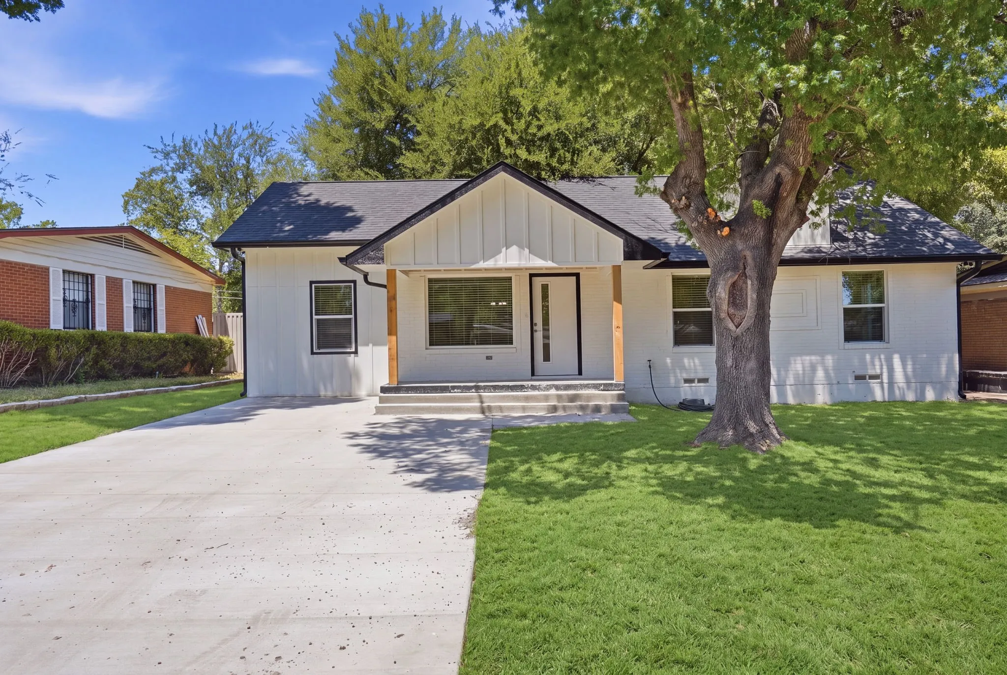 Single Family Residence For Sale in Dallas County , 10637 Dunaway Drive, Dallas, Texas 75228, 4 Bedroom, 2 Bathroom, Garage spaces, 1,544 Sqft, built in 1954, mls#21365546, Real Estate Agent in Dallas, Homes For Sale in Dallas county, Homes For Sale in Dallas, Realtor in Dallas Texas, Real Estate Brokerage Independent Realty Texas, Luminita Cordes Realtor