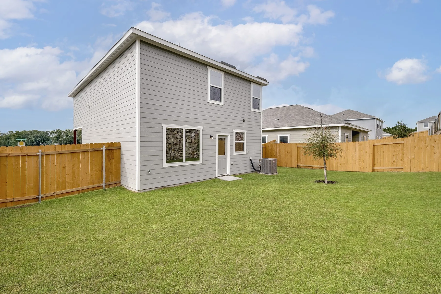 Single Family Residence For Sale in Dallas County , 6359 Racer Summit Drive, Dallas, Texas 75241, 3 Bedroom, 3 Bathroom, 2 Garage spaces, 1,627 Sqft, built in 2026, mls#21365550, Real Estate Agent in Dallas, Homes For Sale in Dallas county, Homes For Sale in Dallas, Realtor in Dallas Texas, Real Estate Brokerage Independent Realty Texas, Luminita Cordes Realtor