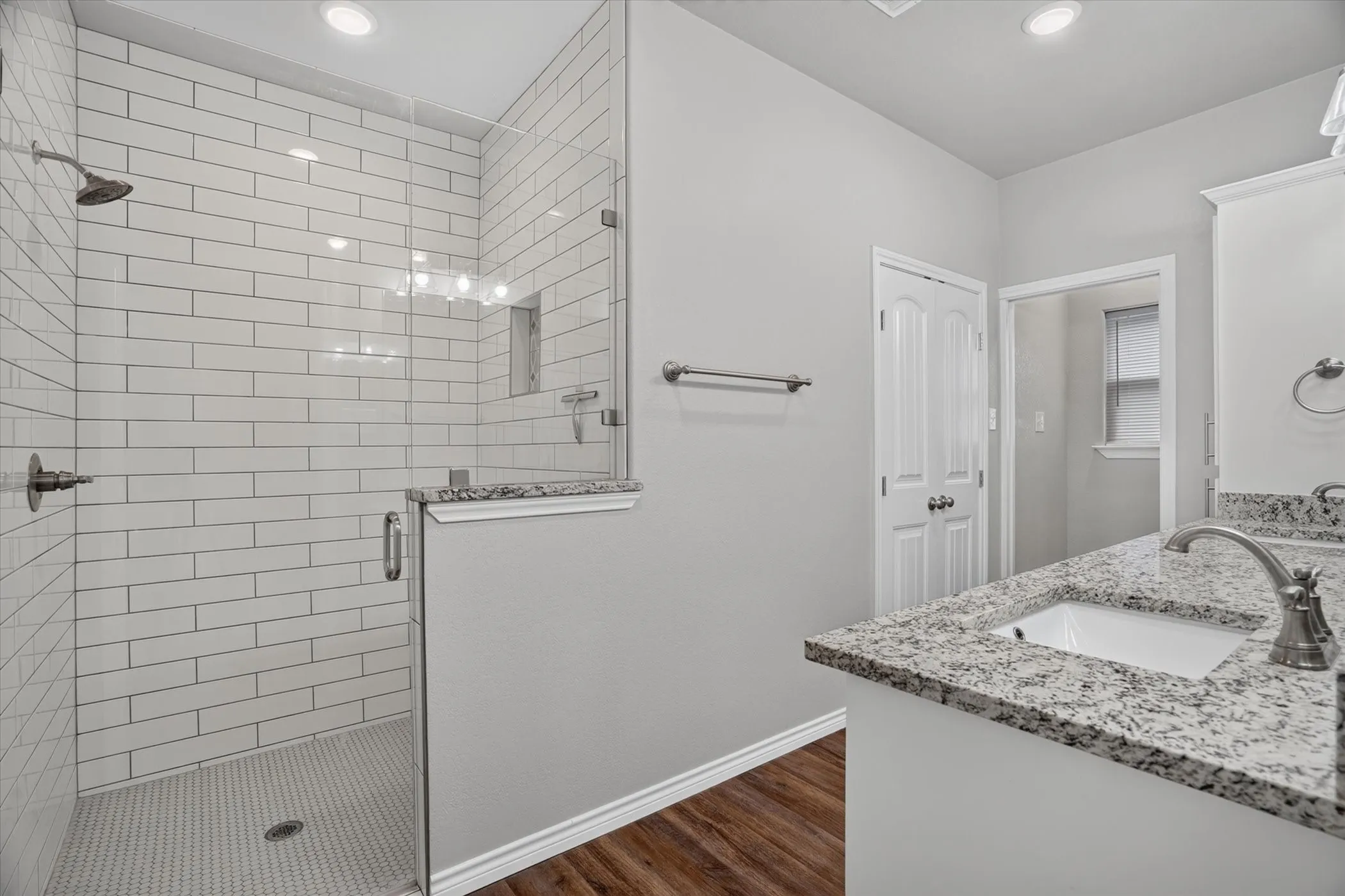 Single Family Residence For Sale in Hood County , 2706 San Gabriel Drive, Granbury, Texas 76048, 3 Bedroom, 2 Bathroom, 2 Garage spaces, 1,629 Sqft, built in 2021, mls#21365515, Real Estate Agent in Granbury, Homes For Sale in Hood county, Homes For Sale in Granbury, Realtor in Granbury Texas, Real Estate Brokerage Independent Realty Texas, Luminita Cordes Realtor