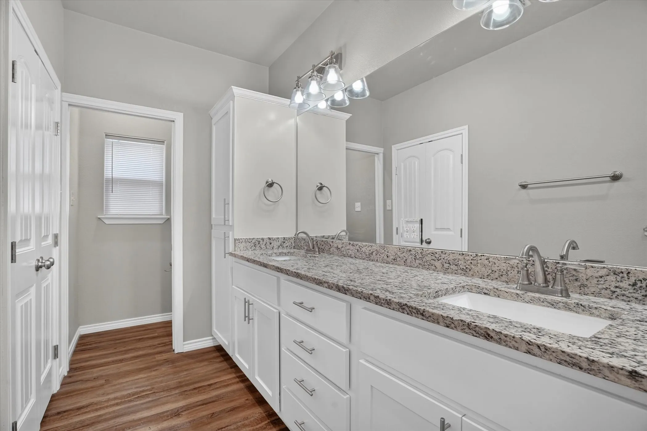 Single Family Residence For Sale in Hood County , 2706 San Gabriel Drive, Granbury, Texas 76048, 3 Bedroom, 2 Bathroom, 2 Garage spaces, 1,629 Sqft, built in 2021, mls#21365515, Real Estate Agent in Granbury, Homes For Sale in Hood county, Homes For Sale in Granbury, Realtor in Granbury Texas, Real Estate Brokerage Independent Realty Texas, Luminita Cordes Realtor
