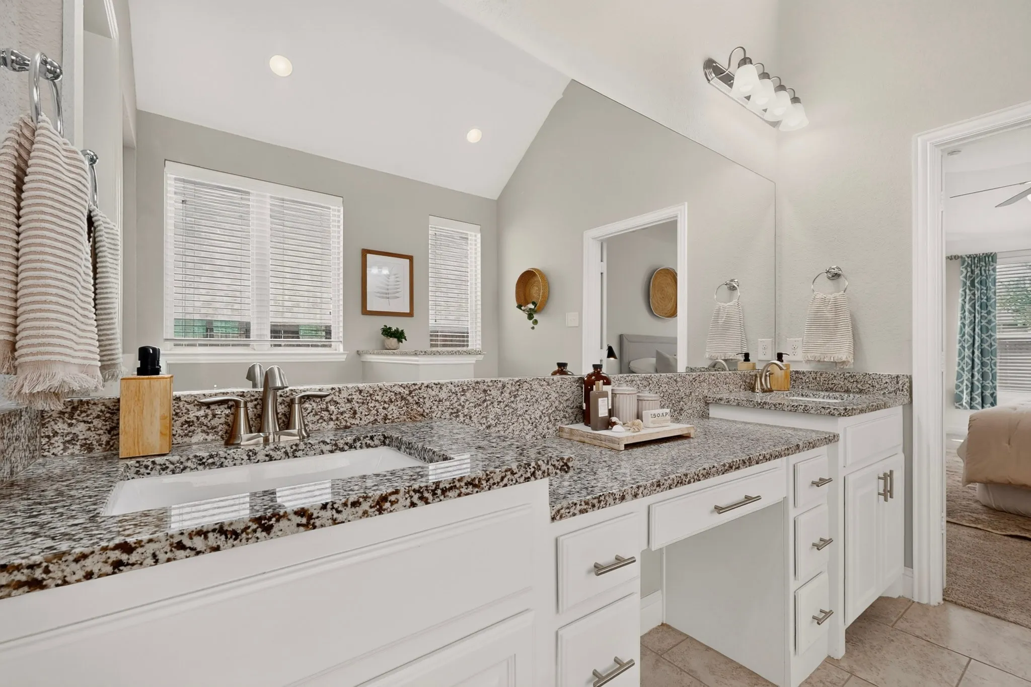 Single Family Residence For Sale in Collin County , 1433 Cherry Blossom Lane, Celina, Texas 75078, 3 Bedroom, 2 Bathroom, 2 Garage spaces, 2,529 Sqft, built in 2017, mls#21365113, Real Estate Agent in Celina, Homes For Sale in Collin county, Homes For Sale in Celina, Realtor in Celina Texas, Real Estate Brokerage Independent Realty Texas, Luminita Cordes Realtor