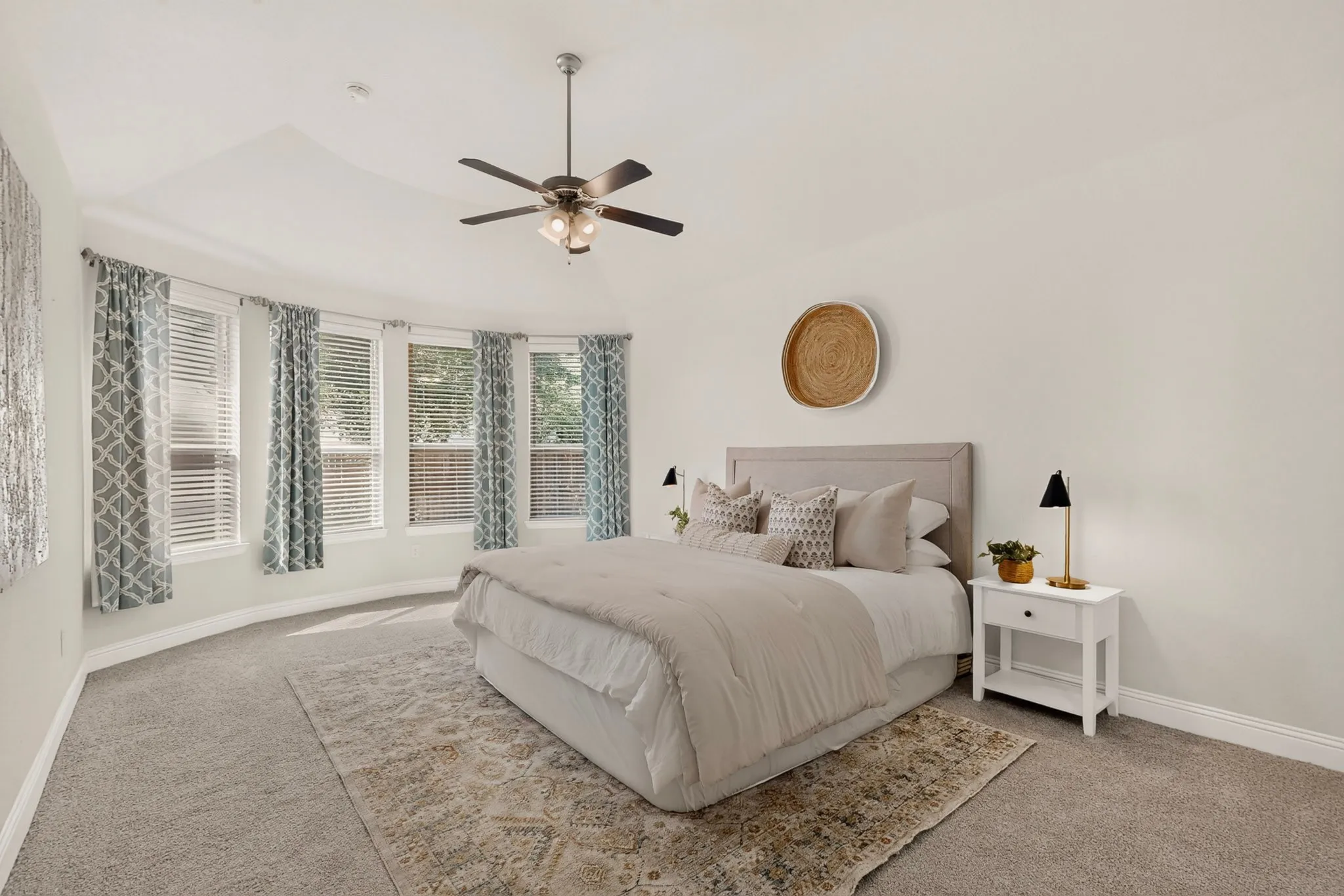 Single Family Residence For Sale in Collin County , 1433 Cherry Blossom Lane, Celina, Texas 75078, 3 Bedroom, 2 Bathroom, 2 Garage spaces, 2,529 Sqft, built in 2017, mls#21365113, Real Estate Agent in Celina, Homes For Sale in Collin county, Homes For Sale in Celina, Realtor in Celina Texas, Real Estate Brokerage Independent Realty Texas, Luminita Cordes Realtor