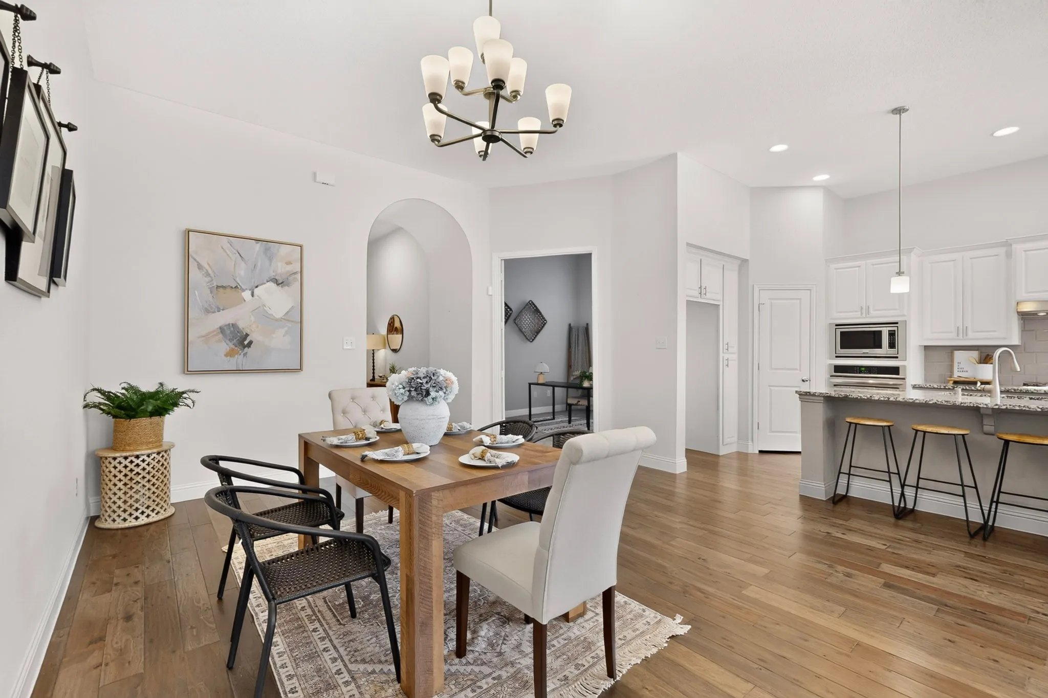 Single Family Residence For Sale in Collin County , 1433 Cherry Blossom Lane, Celina, Texas 75078, 3 Bedroom, 2 Bathroom, 2 Garage spaces, 2,529 Sqft, built in 2017, mls#21365113, Real Estate Agent in Celina, Homes For Sale in Collin county, Homes For Sale in Celina, Realtor in Celina Texas, Real Estate Brokerage Independent Realty Texas, Luminita Cordes Realtor