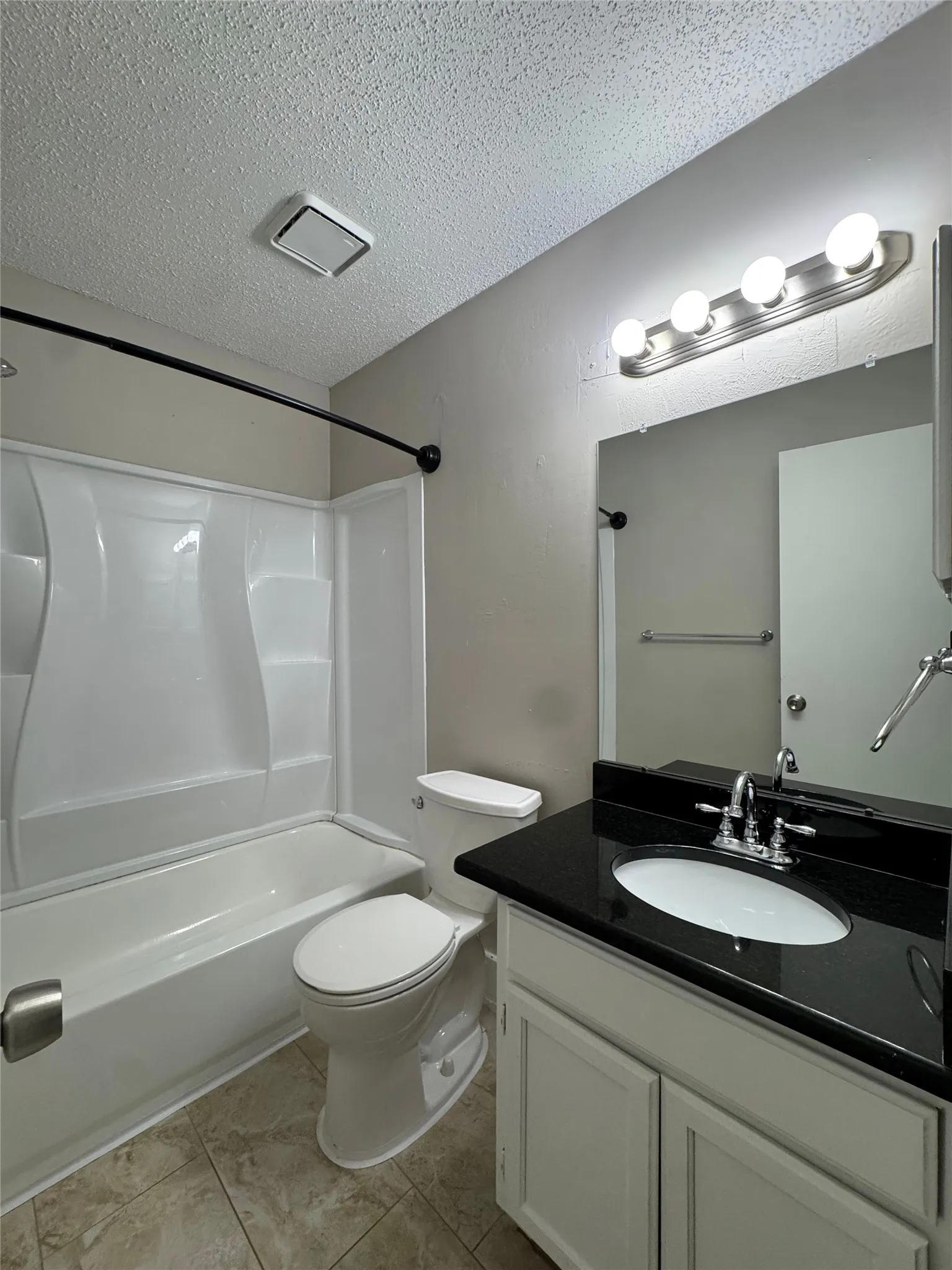 Single Family Residence For Rent in Tarrant County , 3808 Staghorn Circle S, Fort Worth, Texas 76137, 3 Bedroom, 2 Bathroom, 2 Garage spaces, 1,104 Sqft, built in 1985, mls#21365565, Real Estate Agent in Fort Worth, Homes For Rent in Tarrant county, Homes For Rent in Fort Worth, Realtor in Fort Worth Texas, Real Estate Brokerage Independent Realty Texas, Luminita Cordes Realtor