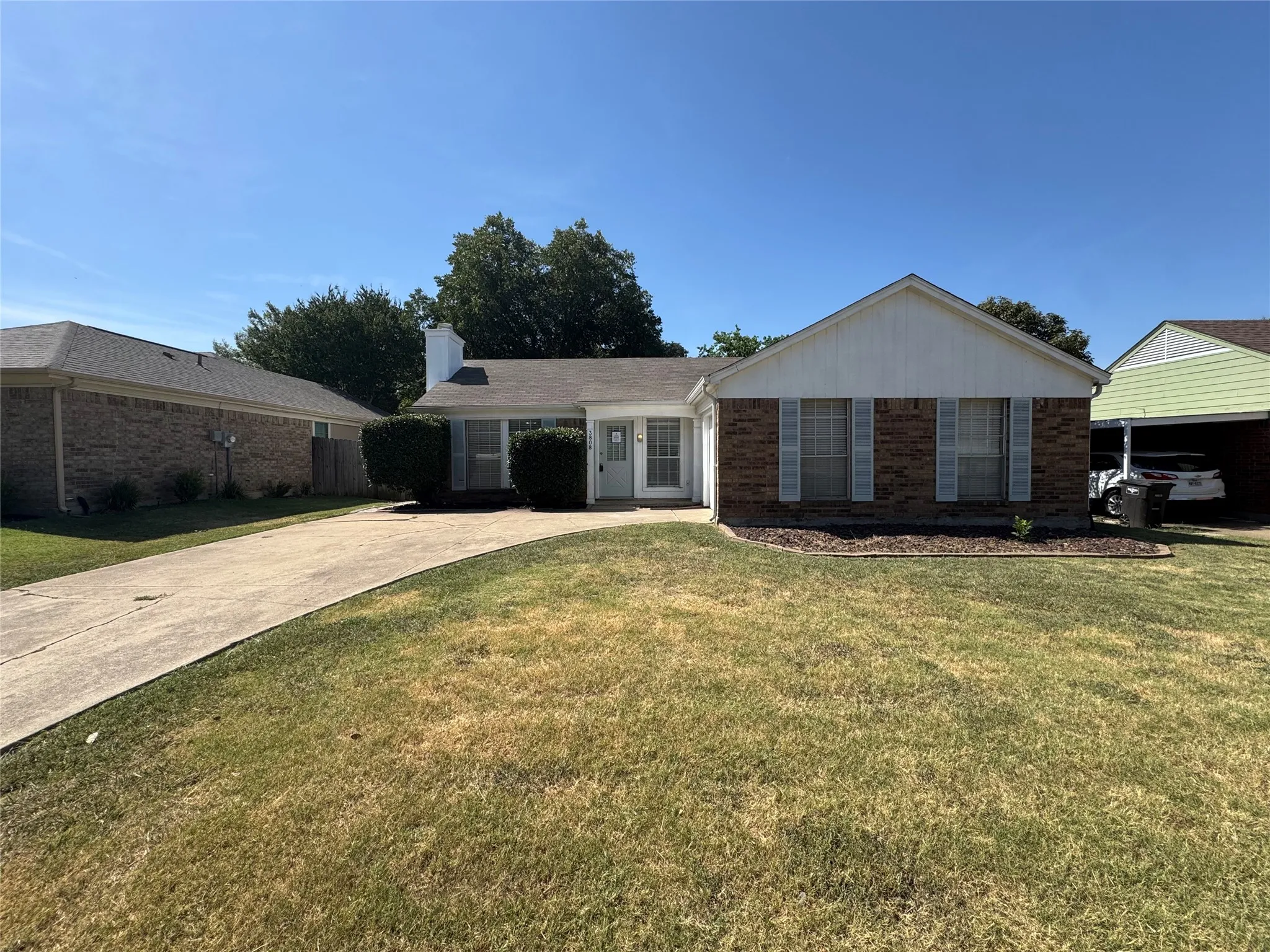 Single Family Residence For Rent in Tarrant County , 3808 Staghorn Circle S, Fort Worth, Texas 76137, 3 Bedroom, 2 Bathroom, 2 Garage spaces, 1,104 Sqft, built in 1985, mls#21365565, Real Estate Agent in Fort Worth, Homes For Rent in Tarrant county, Homes For Rent in Fort Worth, Realtor in Fort Worth Texas, Real Estate Brokerage Independent Realty Texas, Luminita Cordes Realtor