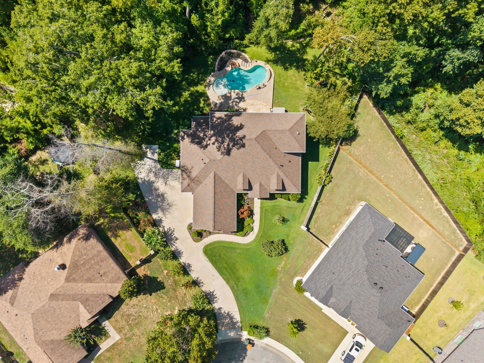 Single Family Residence For Sale in Smith County , 1822 Stonehaven Court, Tyler, Texas 75703, 4 Bedroom, 4 Bathroom, 3 Garage spaces, 3,095 Sqft, built in 2015, mls#21363632, Real Estate Agent in Tyler, Homes For Sale in Smith county, Homes For Sale in Tyler, Realtor in Tyler Texas, Real Estate Brokerage Independent Realty Texas, Luminita Cordes Realtor
