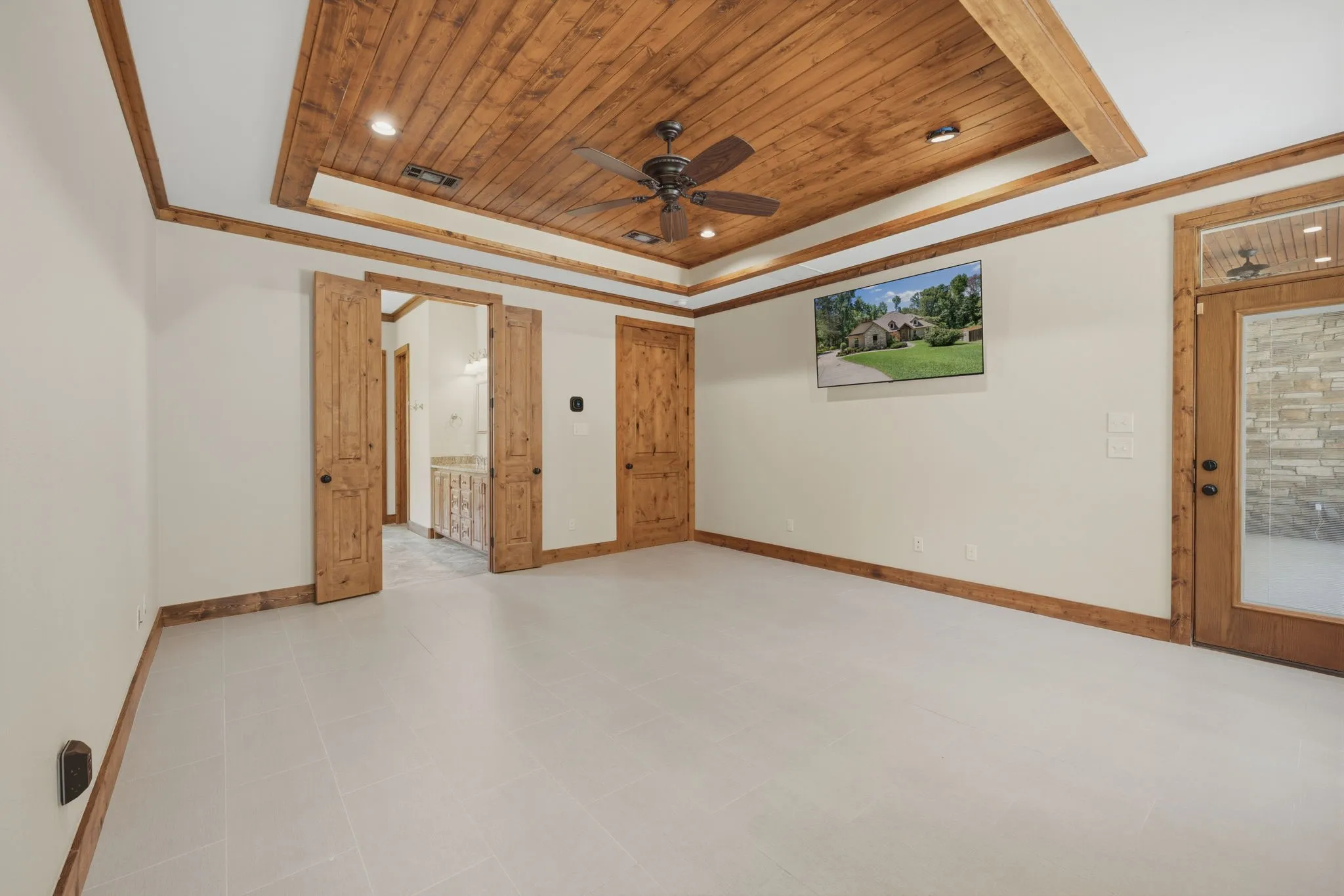 Single Family Residence For Sale in Smith County , 1822 Stonehaven Court, Tyler, Texas 75703, 4 Bedroom, 4 Bathroom, 3 Garage spaces, 3,095 Sqft, built in 2015, mls#21363632, Real Estate Agent in Tyler, Homes For Sale in Smith county, Homes For Sale in Tyler, Realtor in Tyler Texas, Real Estate Brokerage Independent Realty Texas, Luminita Cordes Realtor