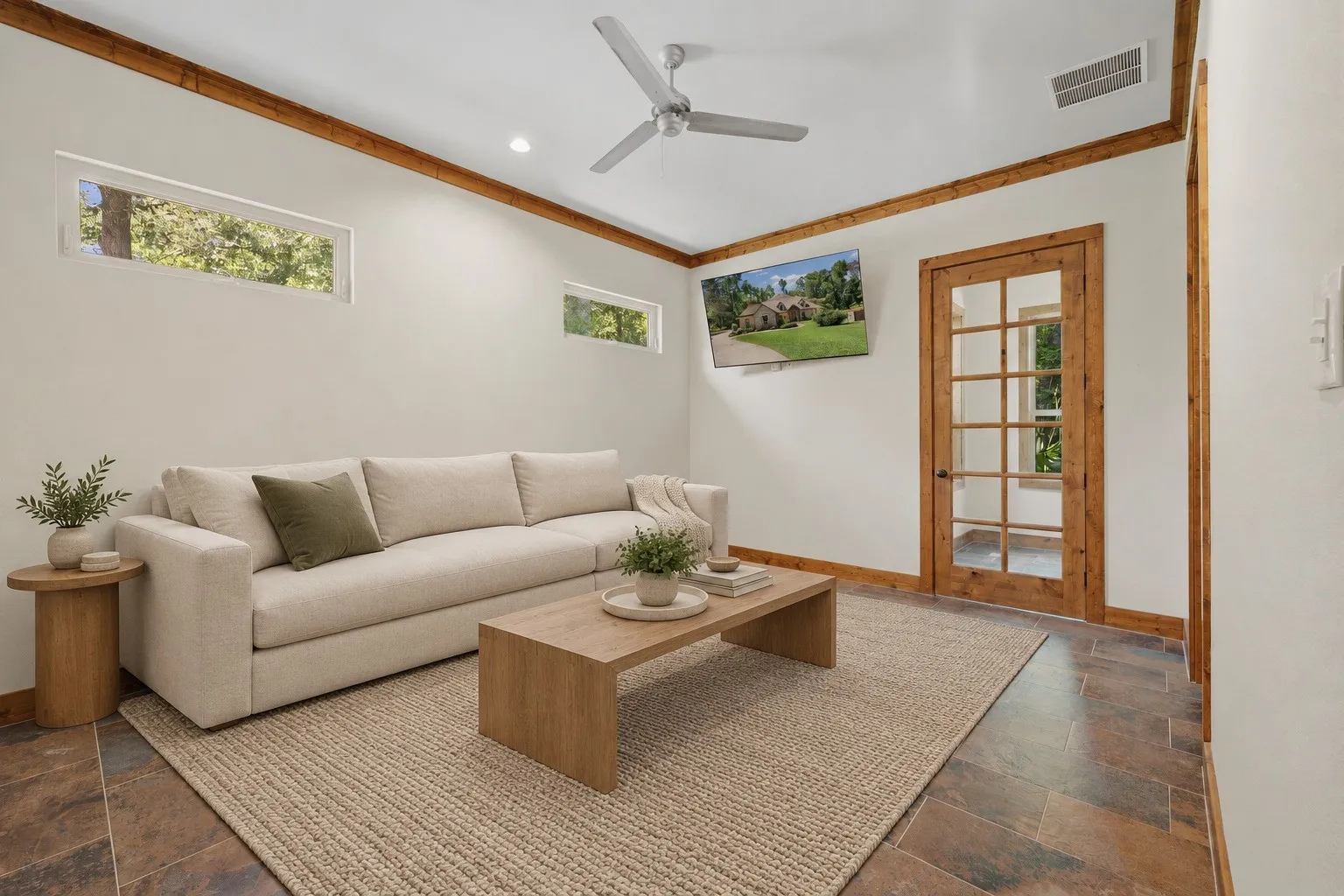 Single Family Residence For Sale in Smith County , 1822 Stonehaven Court, Tyler, Texas 75703, 4 Bedroom, 4 Bathroom, 3 Garage spaces, 3,095 Sqft, built in 2015, mls#21363632, Real Estate Agent in Tyler, Homes For Sale in Smith county, Homes For Sale in Tyler, Realtor in Tyler Texas, Real Estate Brokerage Independent Realty Texas, Luminita Cordes Realtor