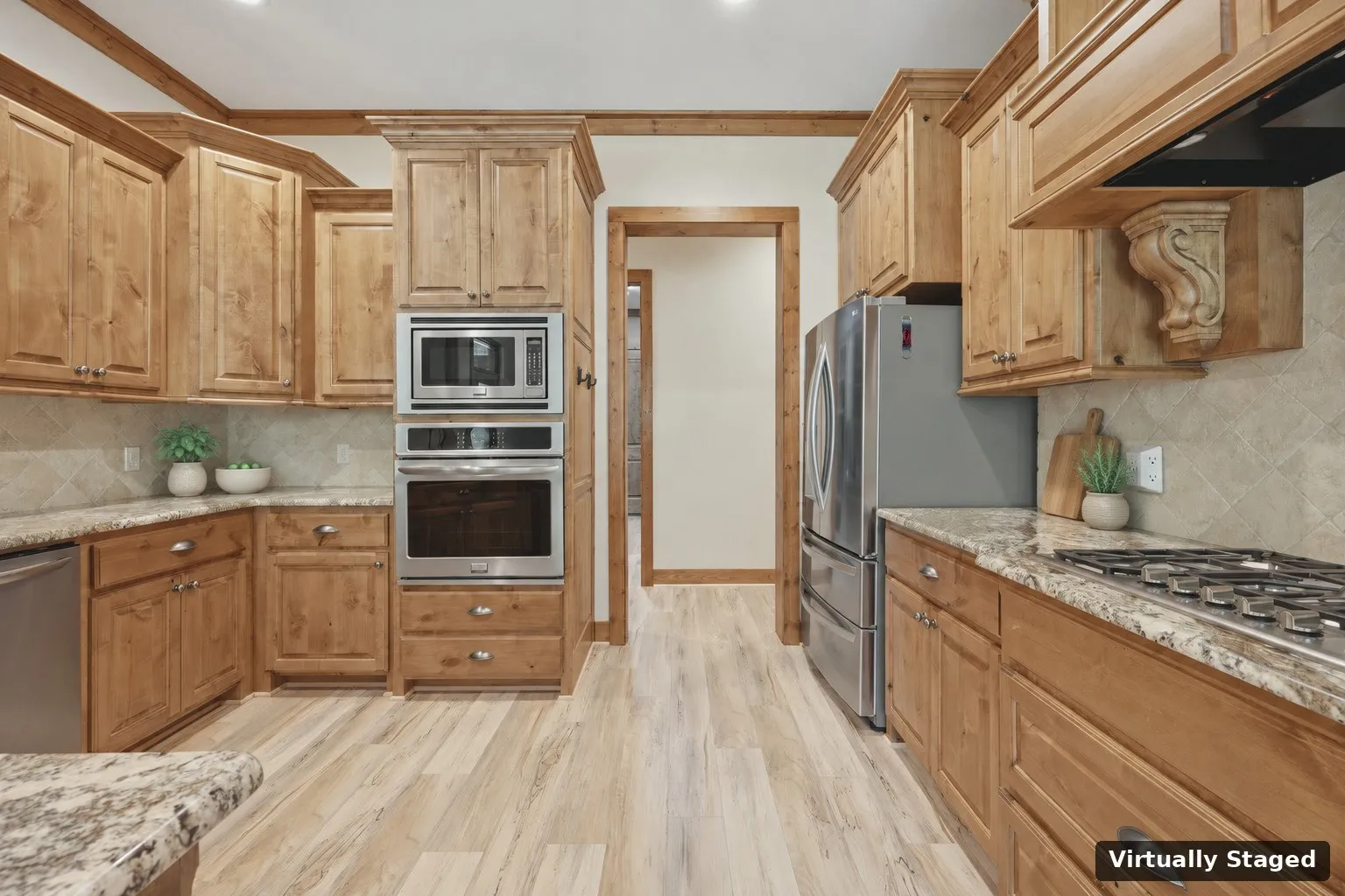 Single Family Residence For Sale in Smith County , 1822 Stonehaven Court, Tyler, Texas 75703, 4 Bedroom, 4 Bathroom, 3 Garage spaces, 3,095 Sqft, built in 2015, mls#21363632, Real Estate Agent in Tyler, Homes For Sale in Smith county, Homes For Sale in Tyler, Realtor in Tyler Texas, Real Estate Brokerage Independent Realty Texas, Luminita Cordes Realtor