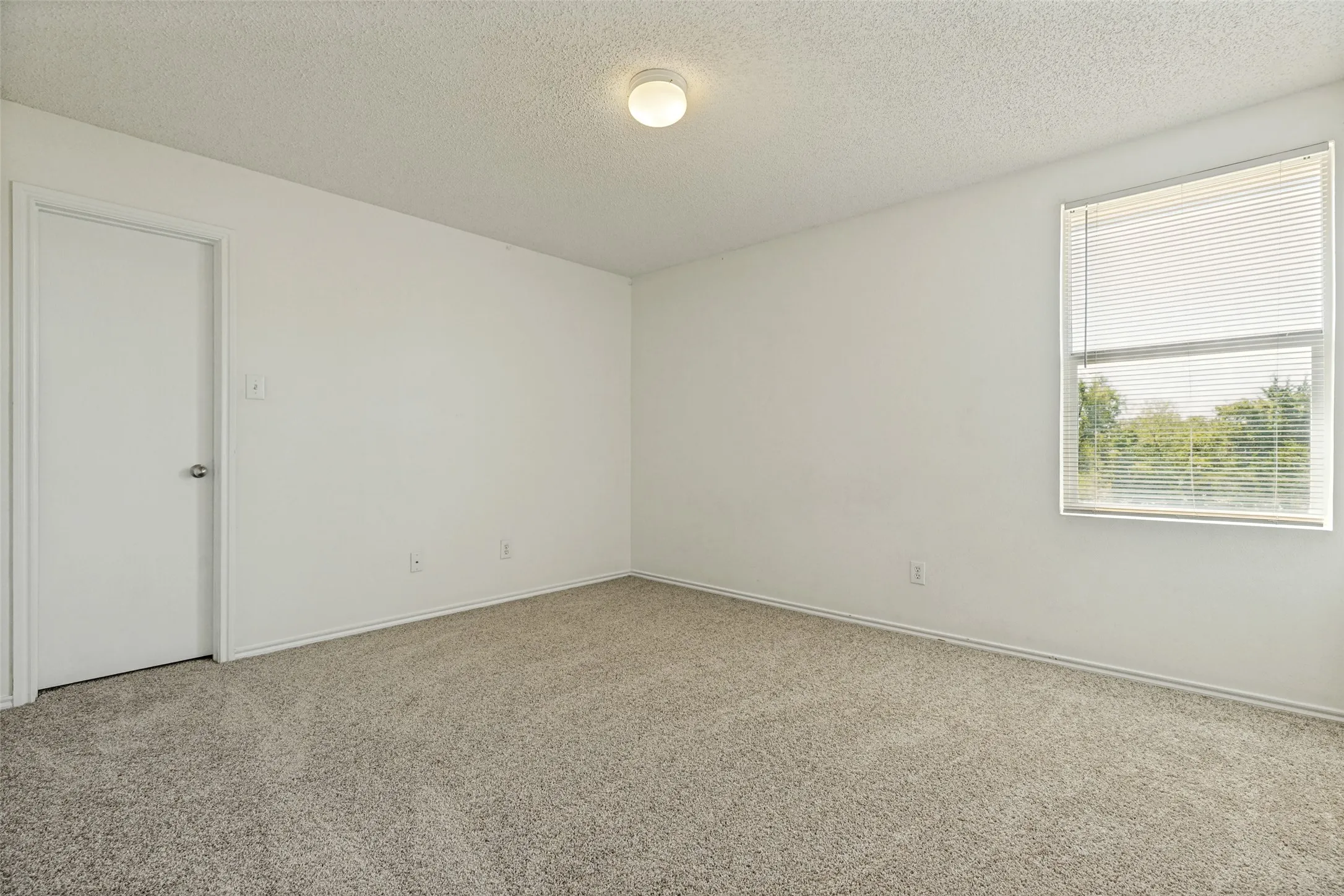 Single Family Residence For Sale in Rockwall County , 3468 POST OAK Drive, Rockwall, Texas 75032, 4 Bedroom, 3 Bathroom, 2 Garage spaces, 2,984 Sqft, built in 2005, mls#21359748, Real Estate Agent in Rockwall, Homes For Sale in Rockwall county, Homes For Sale in Rockwall, Realtor in Rockwall Texas, Real Estate Brokerage Independent Realty Texas, Luminita Cordes Realtor