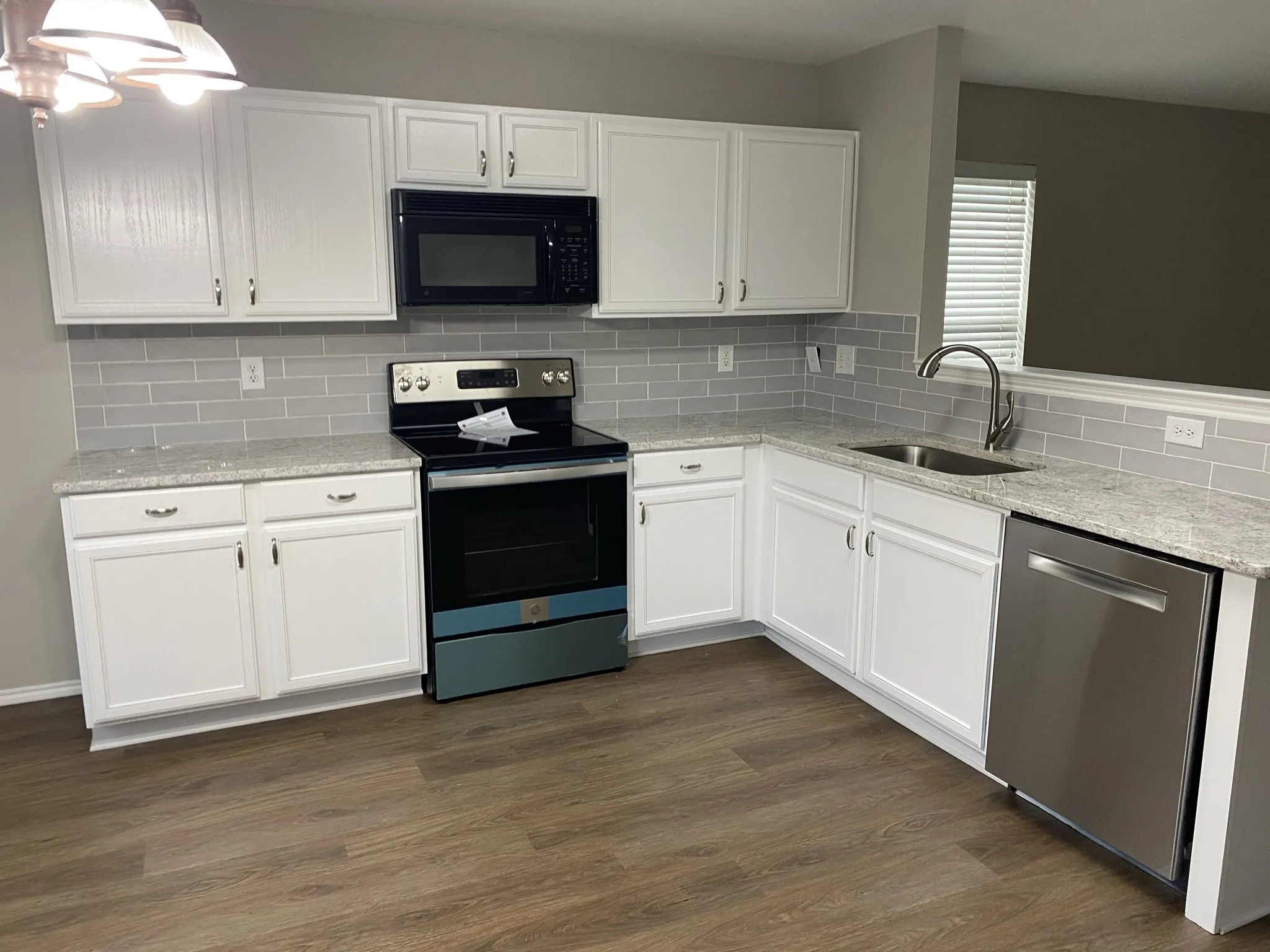Single Family Residence For Rent in Denton County , 7705 Settlement Drive, Denton, Texas 76210, 3 Bedroom, 2 Bathroom, 2 Garage spaces, 1,647 Sqft, built in 2002, mls#21365569, Real Estate Agent in Denton, Homes For Rent in Denton county, Homes For Rent in Denton, Realtor in Denton Texas, Real Estate Brokerage Independent Realty Texas, Luminita Cordes Realtor