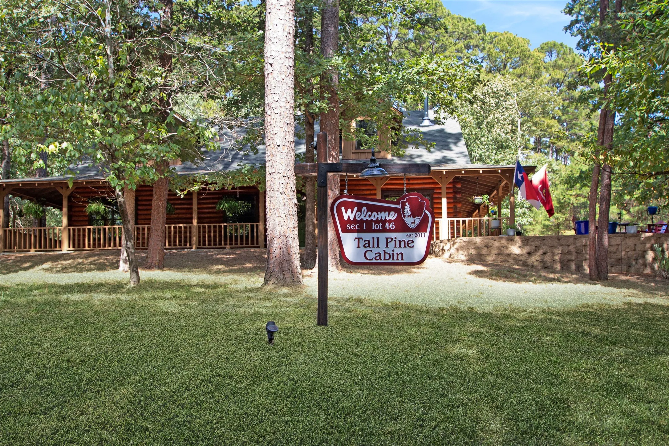Single Family Residence For Sale in Wood County , 333 Dogwood Trail, Holly Lake Ranch, Texas 75765, 3 Bedroom, 4 Bathroom, Garage spaces, 2,392 Sqft, built in 2015, mls#21365549, Real Estate Agent in Holly Lake Ranch, Homes For Sale in Wood county, Homes For Sale in Holly Lake Ranch, Realtor in Holly Lake Ranch Texas, Real Estate Brokerage Independent Realty Texas, Luminita Cordes Realtor
