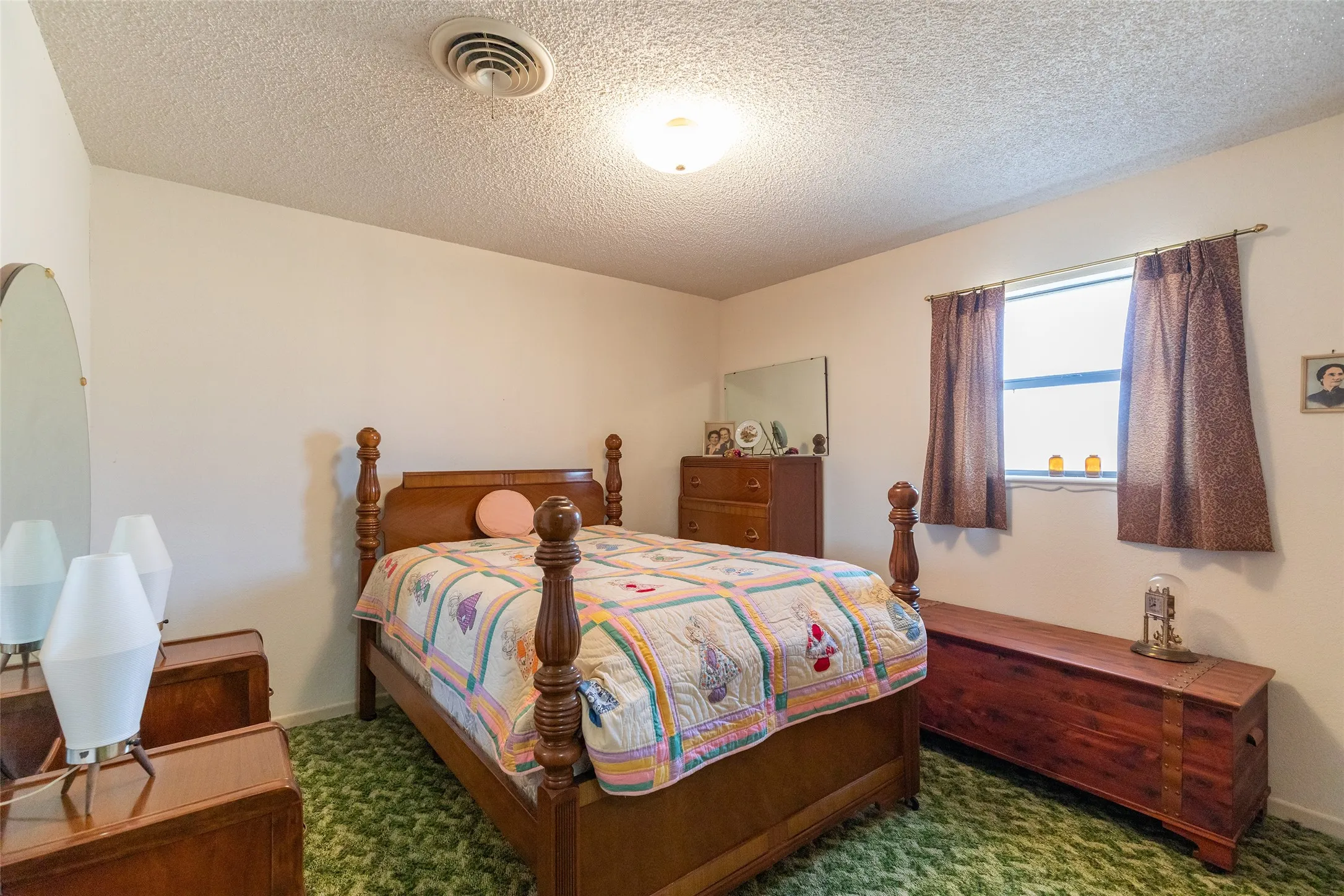 Single Family Residence For Sale in Taylor County , 110 Cherry, Merkel, Texas 79536, 2 Bedroom, 1 Bathroom, 2 Garage spaces, 957 Sqft, built in 1980, Price $155,000, mls#21363148, Real Estate Agent in Merkel, Homes For Sale in Taylor county, Homes For Sale in Merkel, Realtor in Merkel Texas, Real Estate Brokerage Independent Realty Texas, Luminita Cordes Realtor