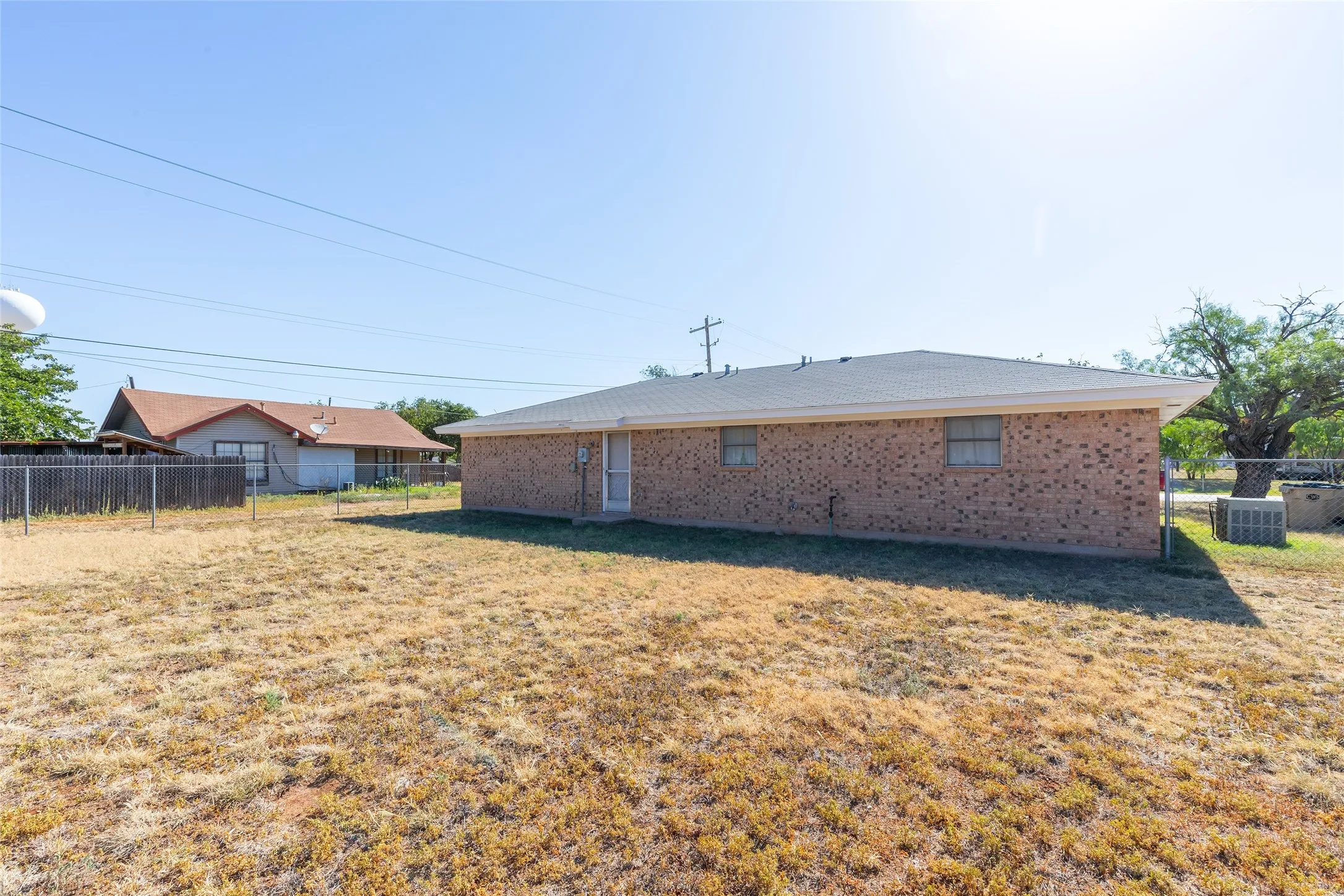 Single Family Residence For Sale in Taylor County , 110 Cherry, Merkel, Texas 79536, 2 Bedroom, 1 Bathroom, 2 Garage spaces, 957 Sqft, built in 1980, Price $155,000, mls#21363148, Real Estate Agent in Merkel, Homes For Sale in Taylor county, Homes For Sale in Merkel, Realtor in Merkel Texas, Real Estate Brokerage Independent Realty Texas, Luminita Cordes Realtor