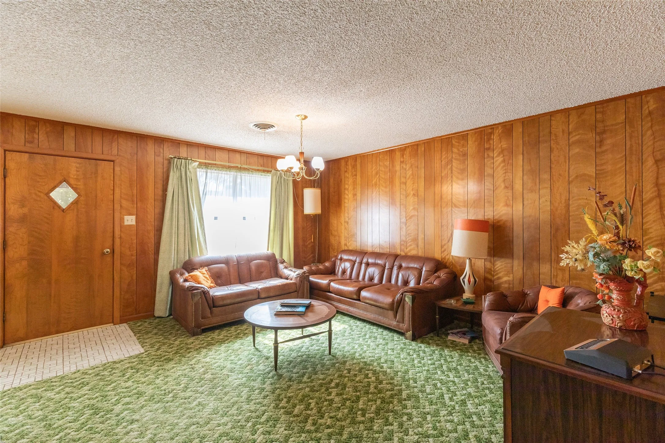 Single Family Residence For Sale in Taylor County , 110 Cherry, Merkel, Texas 79536, 2 Bedroom, 1 Bathroom, 2 Garage spaces, 957 Sqft, built in 1980, Price $155,000, mls#21363148, Real Estate Agent in Merkel, Homes For Sale in Taylor county, Homes For Sale in Merkel, Realtor in Merkel Texas, Real Estate Brokerage Independent Realty Texas, Luminita Cordes Realtor